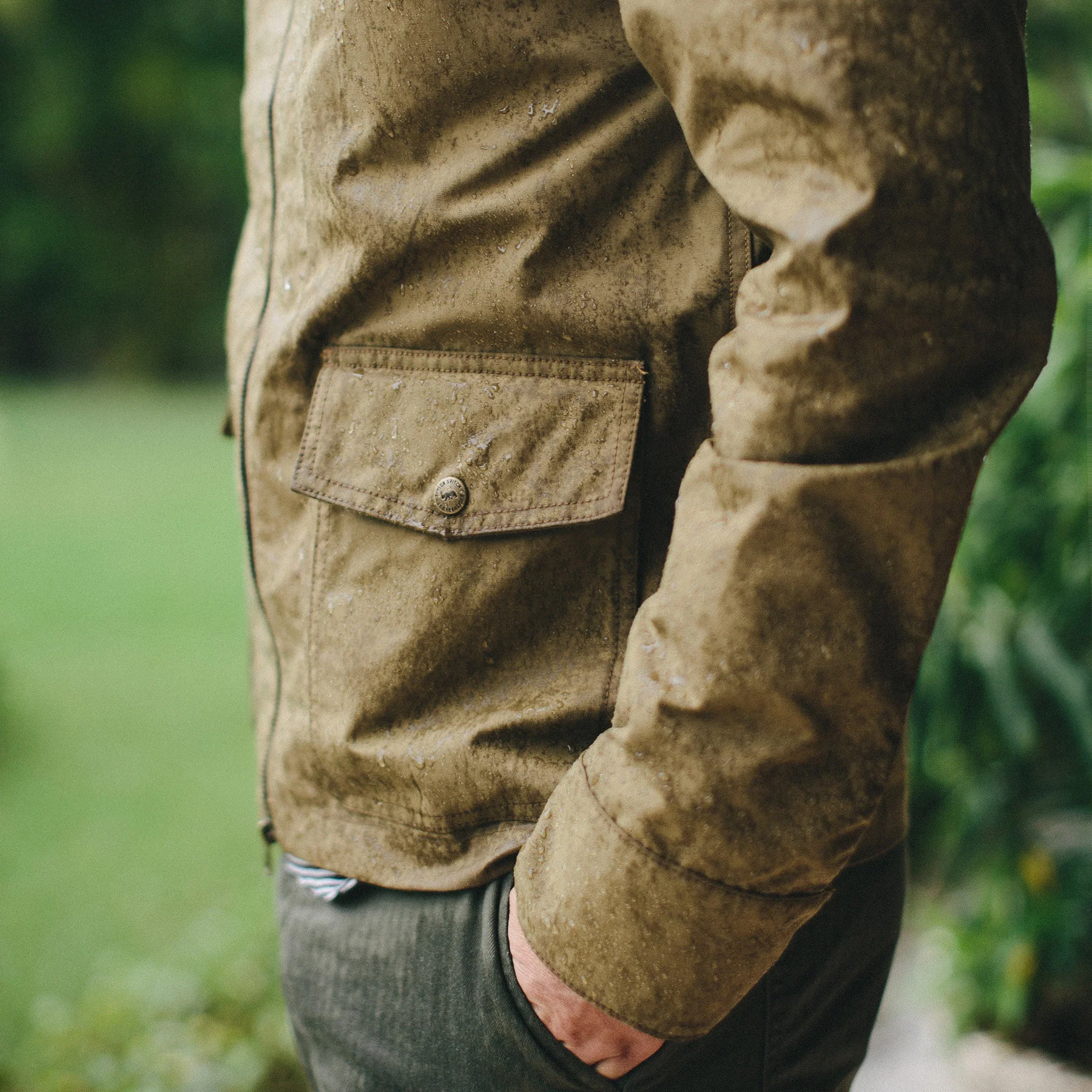 The Beach Jacket in Olive - Image 4