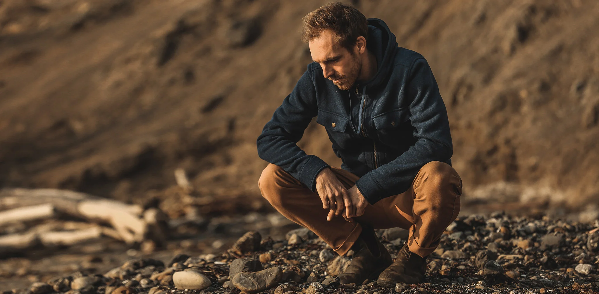 The Big Sur Hoodie in Heather Navy - Image 12