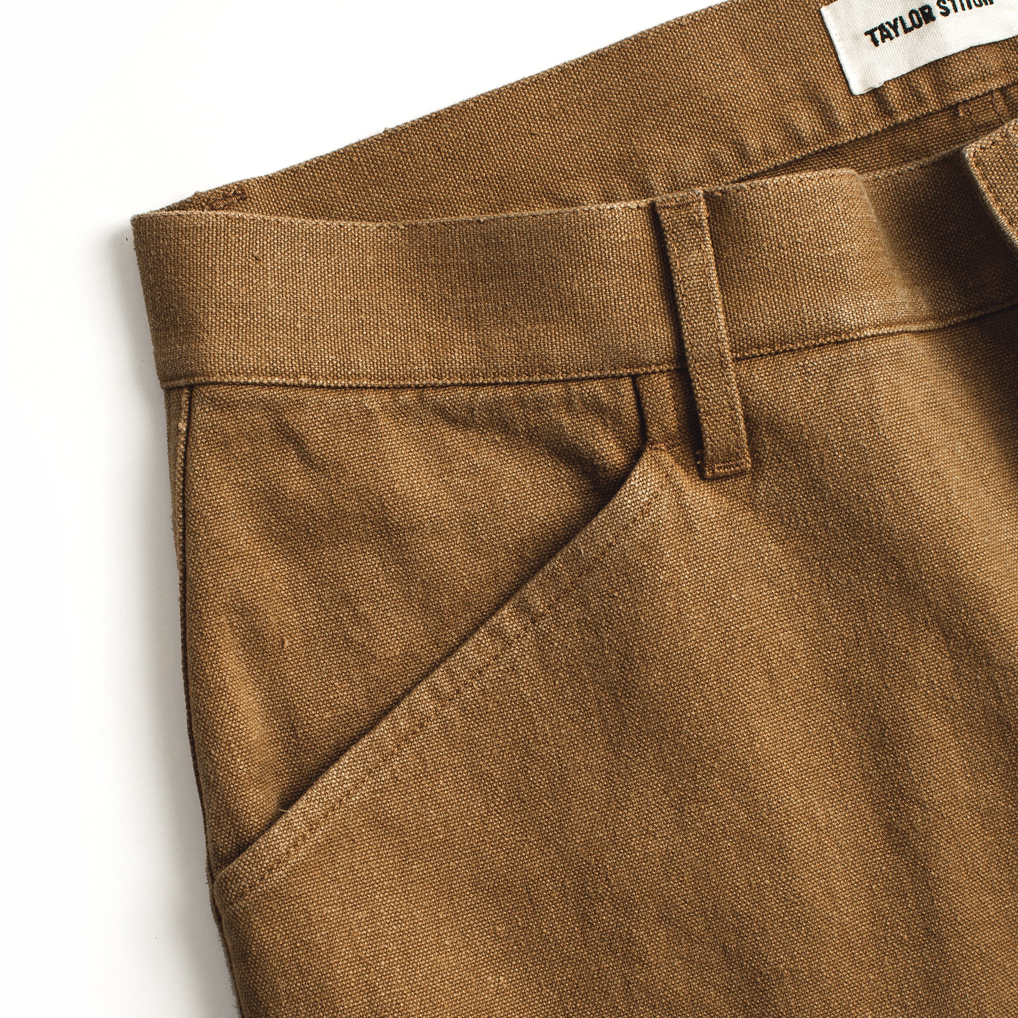 The Camp Pant in British Khaki Boss Duck - Image 11