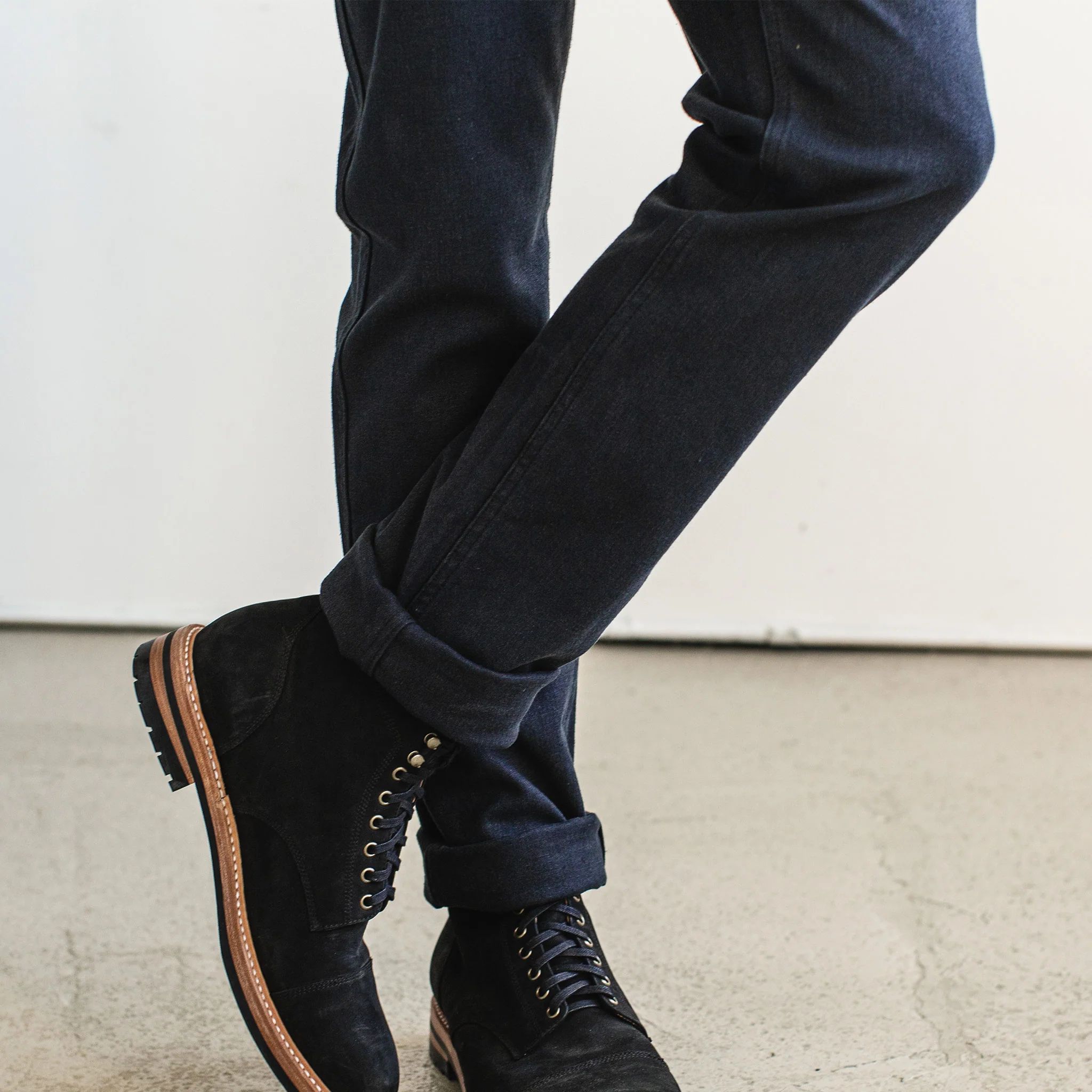 The Camp Pant in Indigo Boss Duck - Image 5