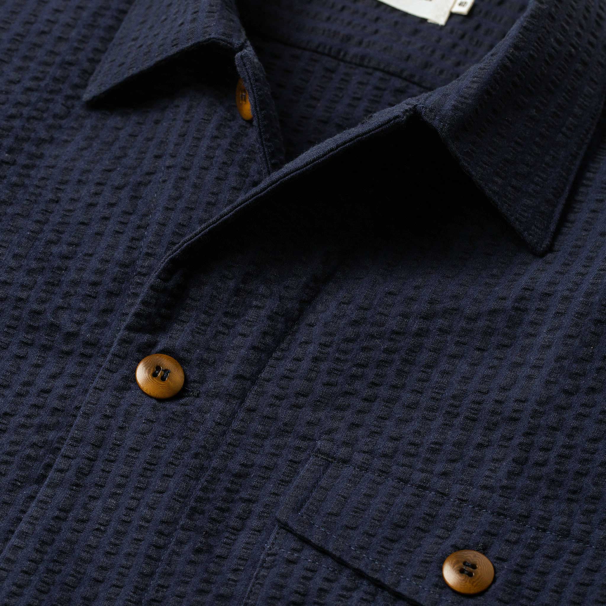 The Caravan Shirt in Navy Seersucker - Image 7