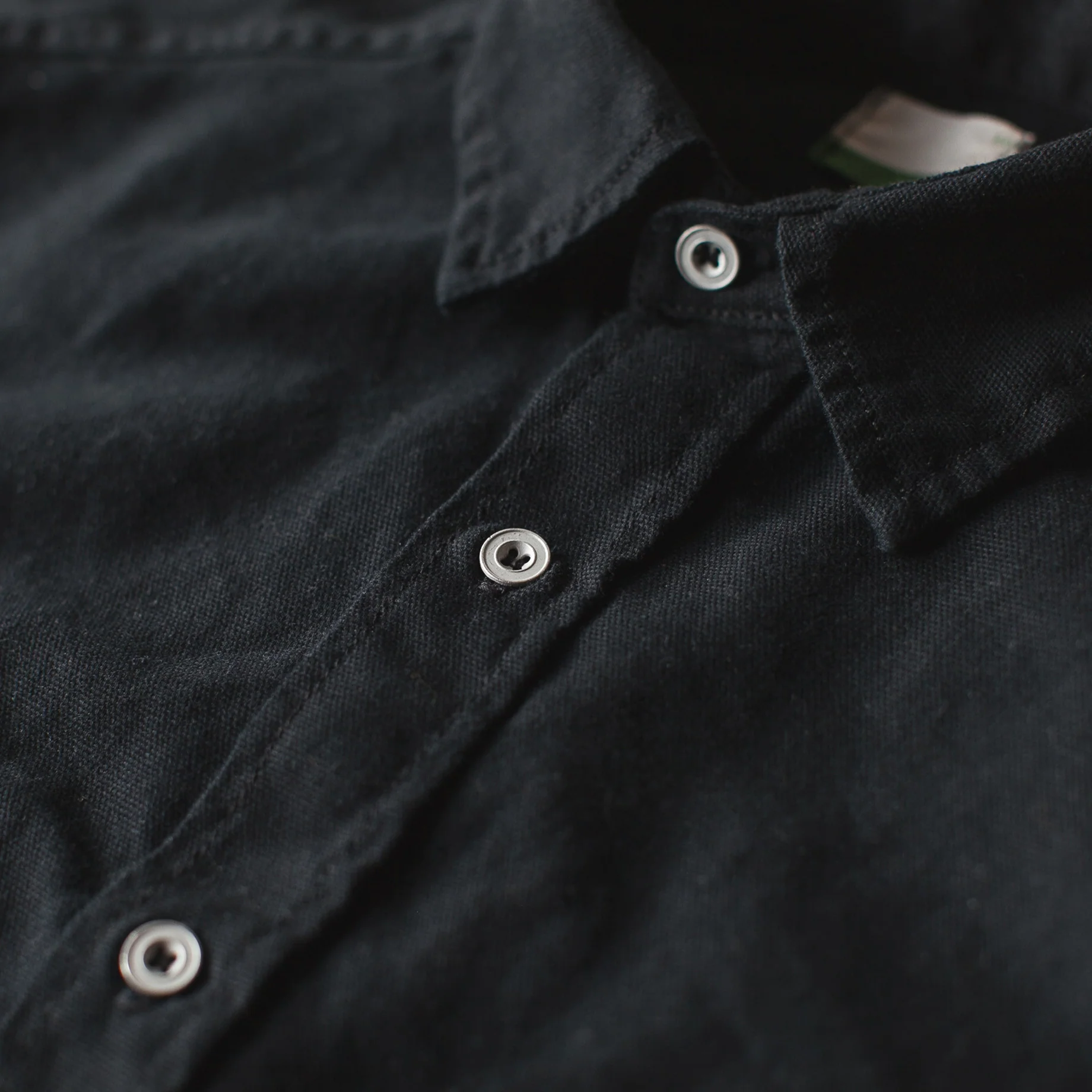 The Chore Shirt in Coal - Image 7