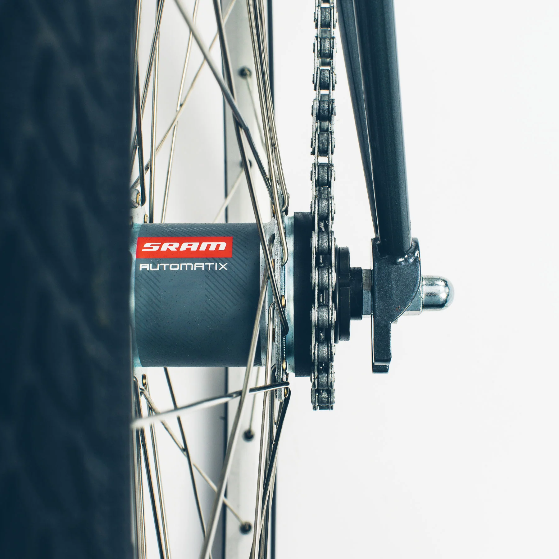 The Dash in Anthracite - Image 5