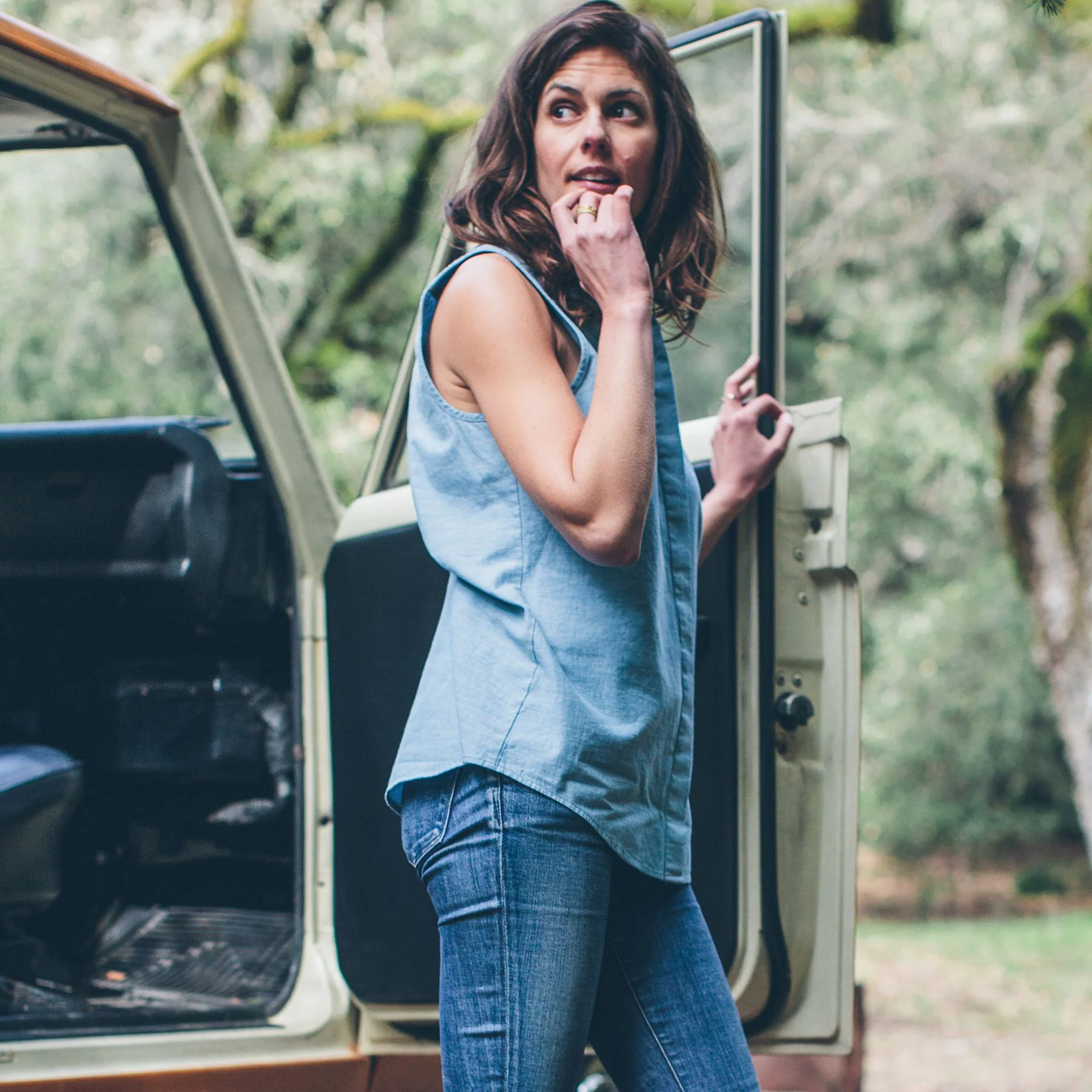 The Dillon in Washed Chambray - Image 4