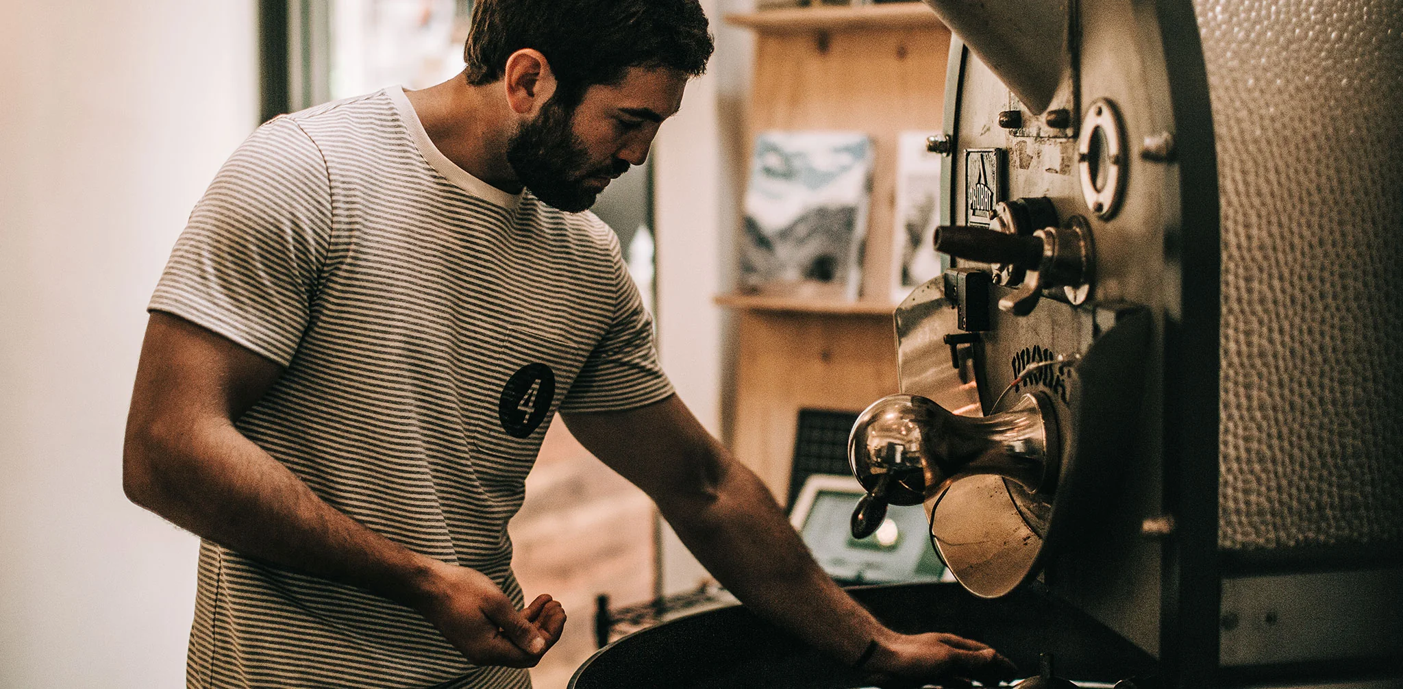 The Fourtillfour Heavy Bag Tee in Ash Stripe - Image 8