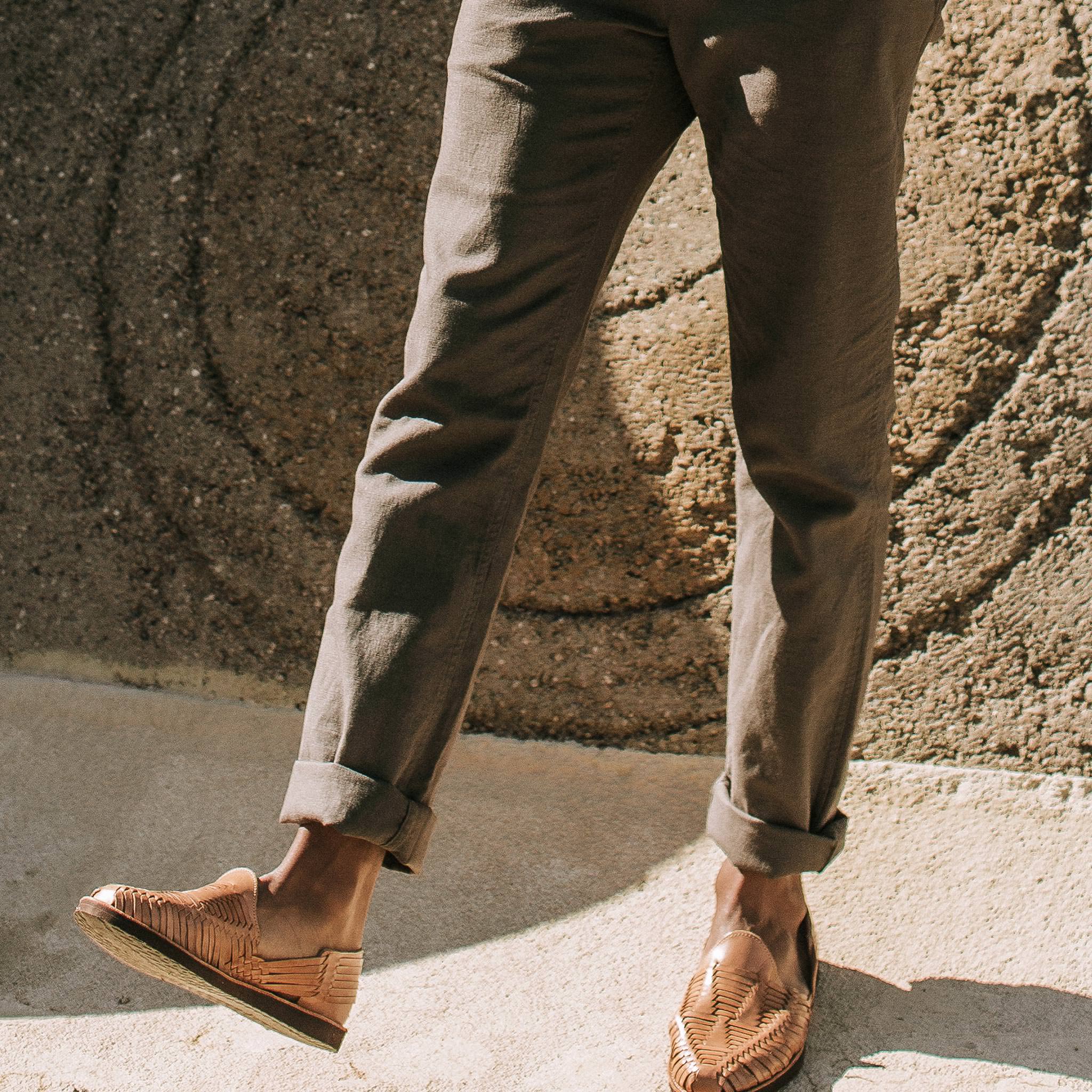 The Gibson Trouser in Gravel - Image 5