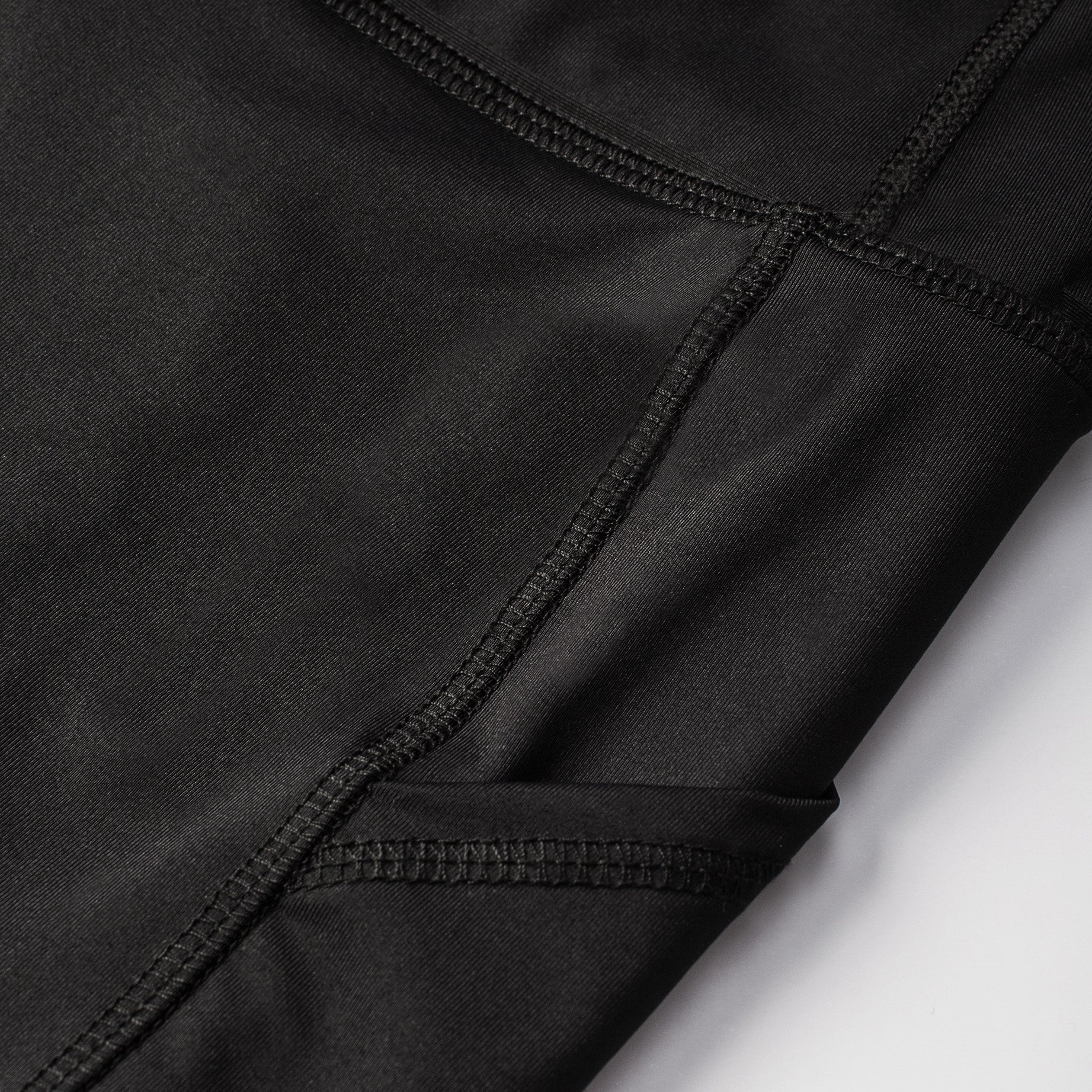 The Harper Legging in Black - Image 11