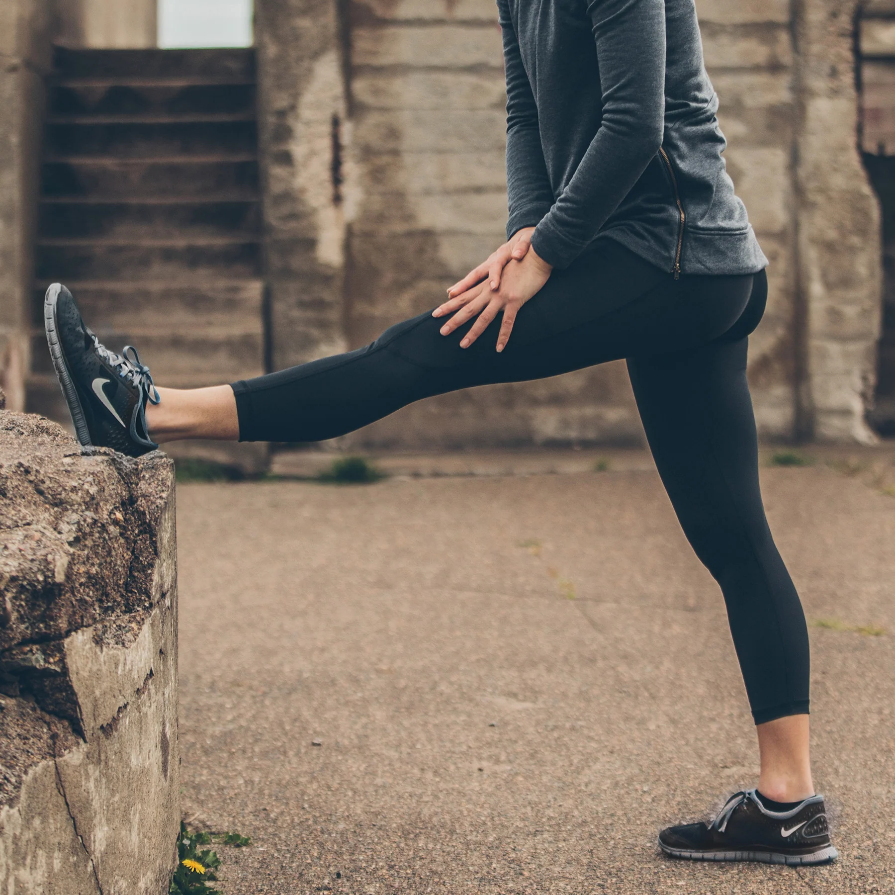 The Harper Legging in Black - Image 3