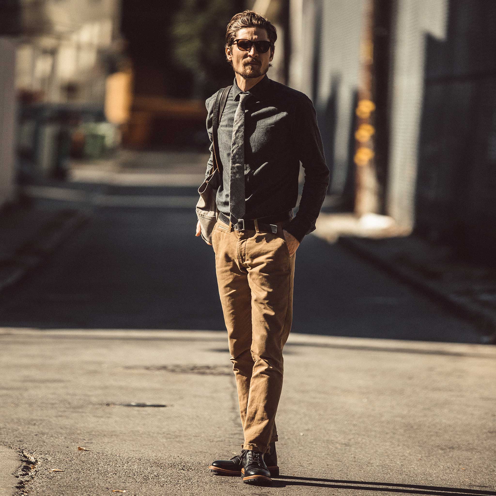 The Hyde in Charcoal Brushed Houndstooth - Image 4