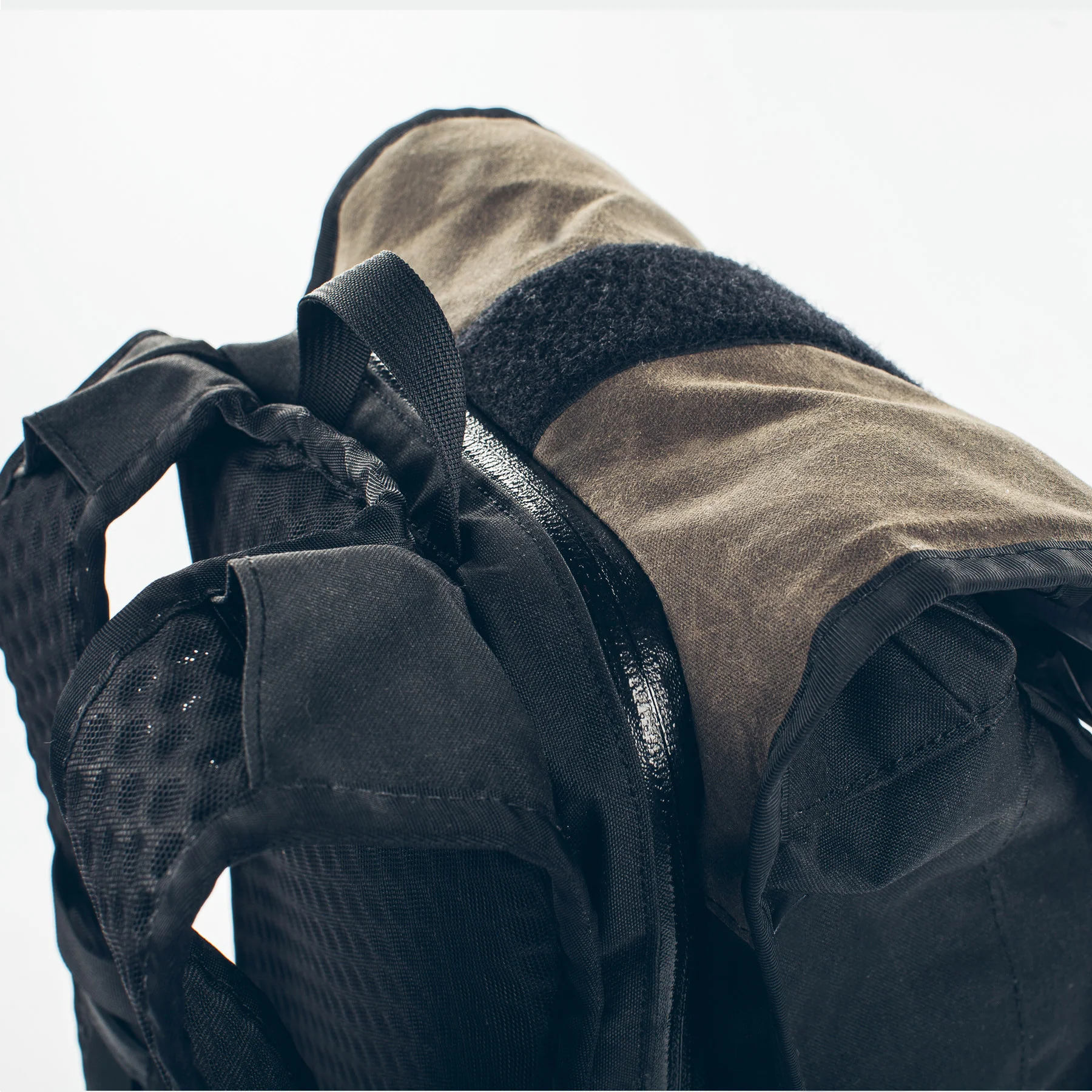 The Hydration Pack in Oak Waxed Canvas - Image 4