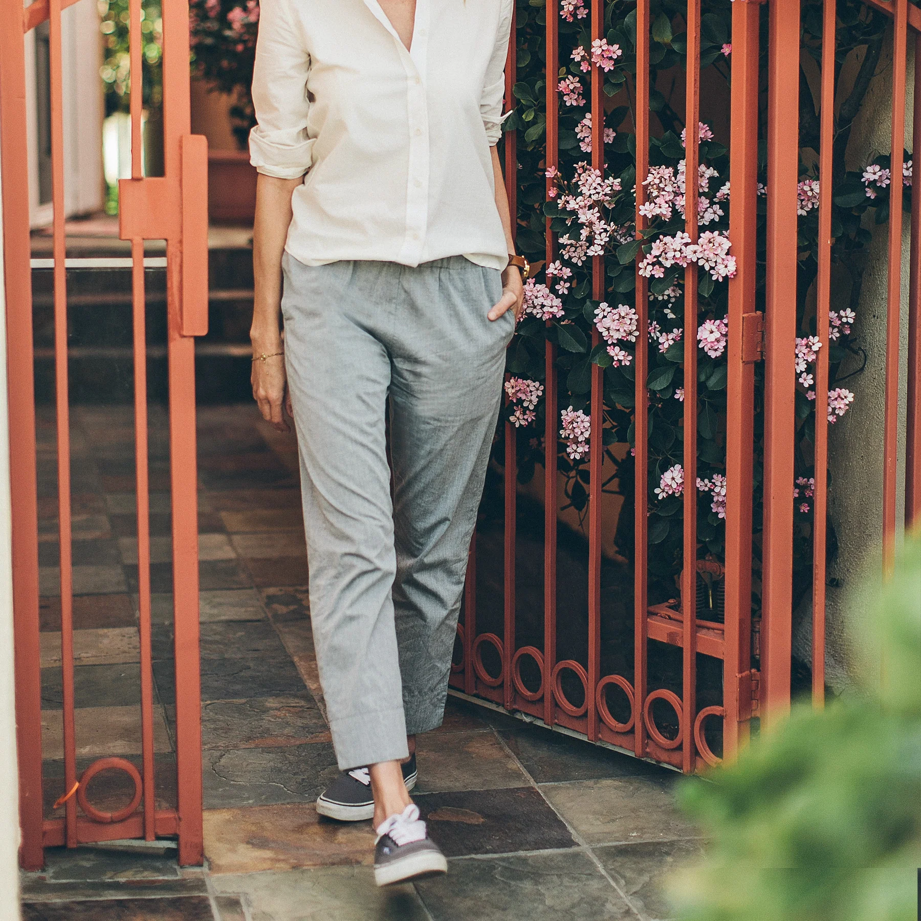 The Isla Pant in Charcoal Cotton - Image 4