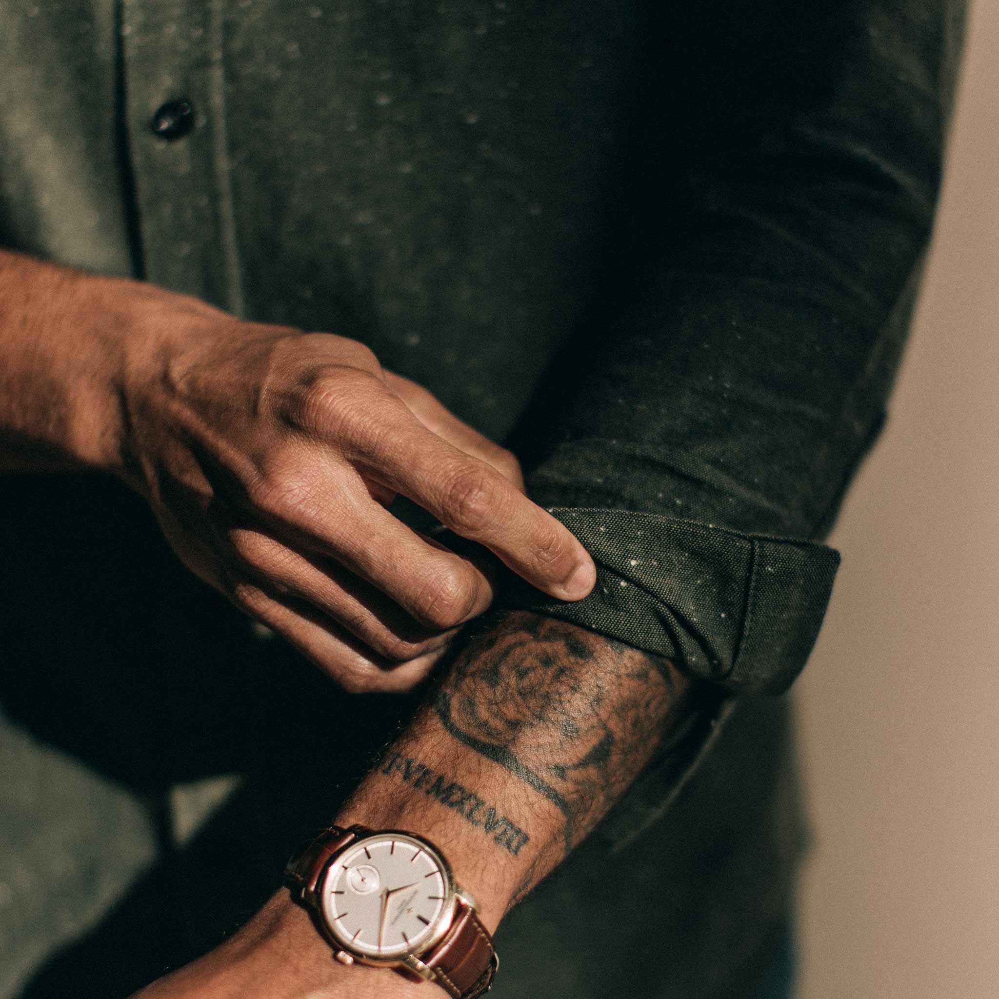 The Jack in Olive Slub Chambray - Image 5