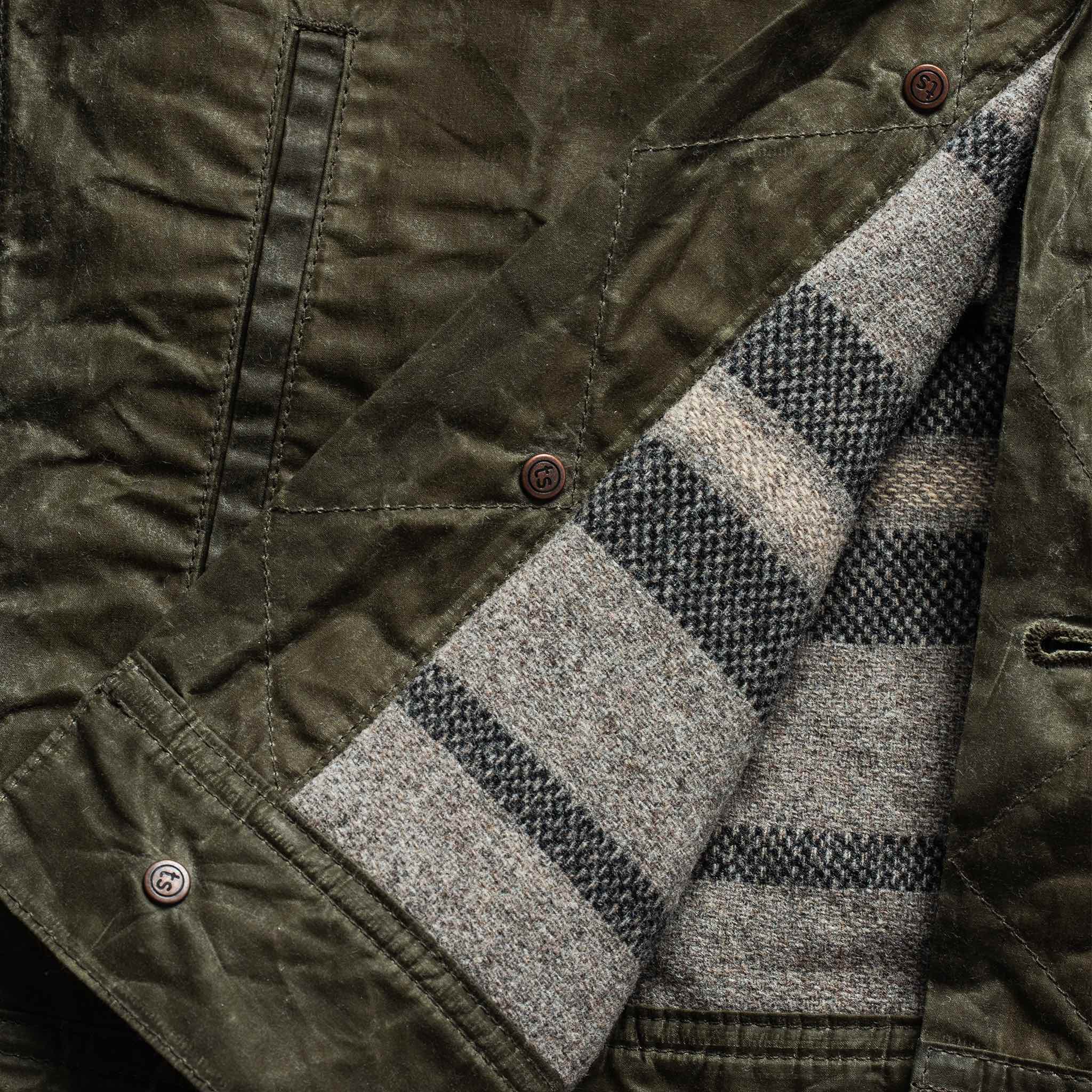 The Lined Long Haul Jacket in Olive Waxed Canvas - Image 9