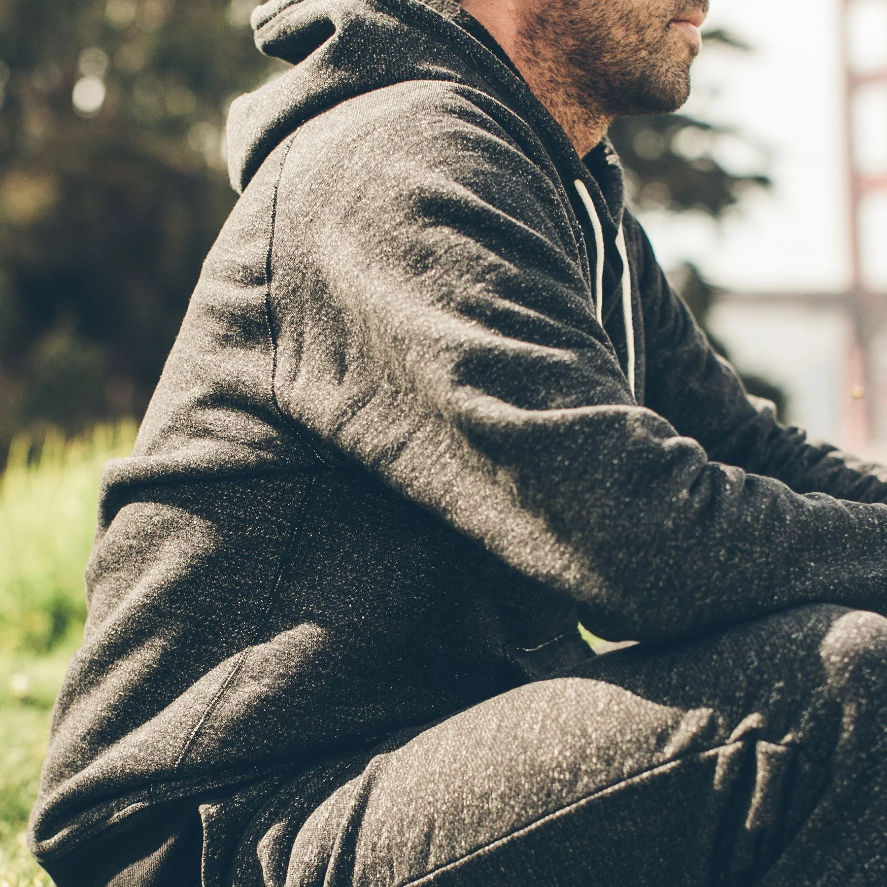 The Hoodie in Charcoal Fleck Fleece - Image 3