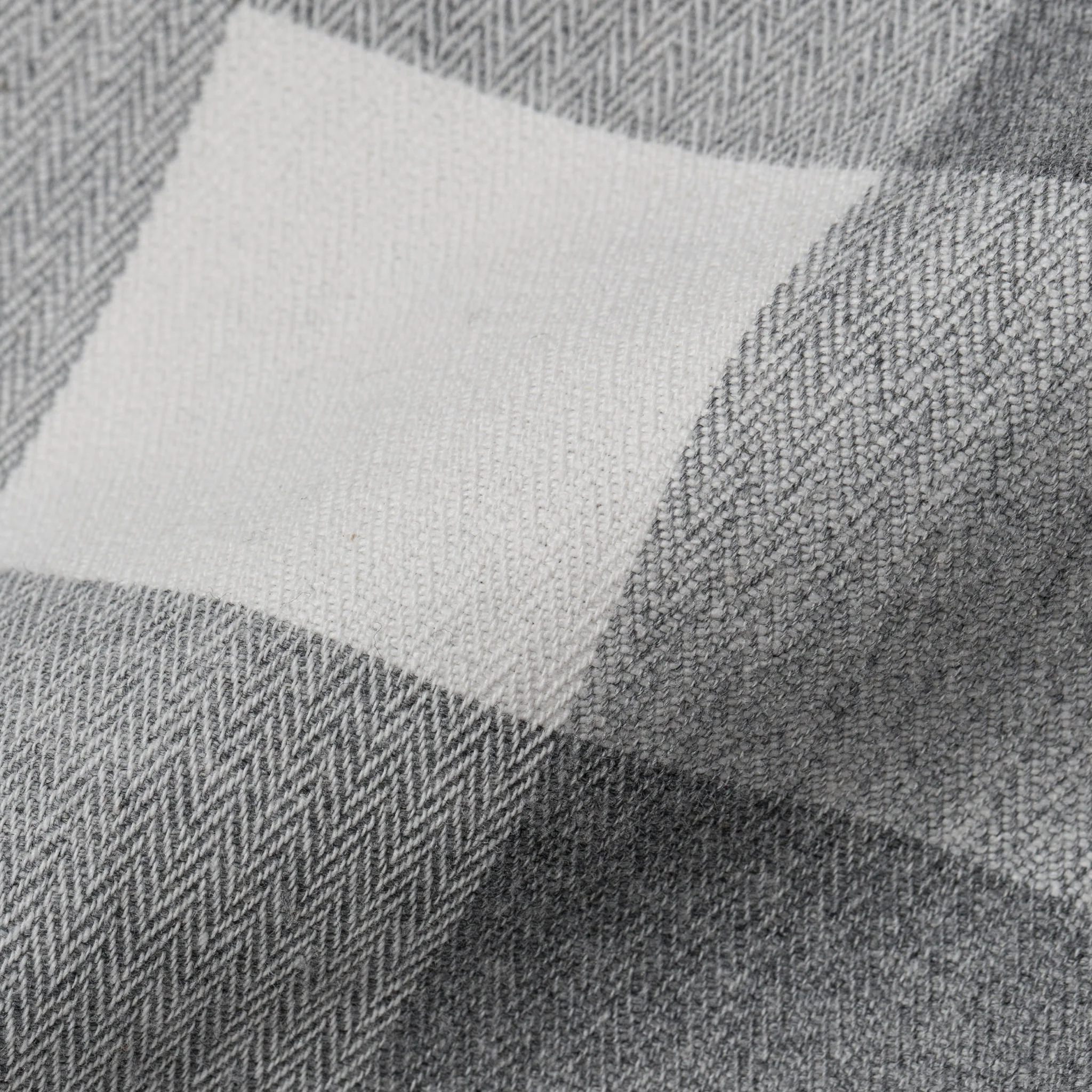 The Moto Utility Shirt in Ash & Natural Plaid - Image 8