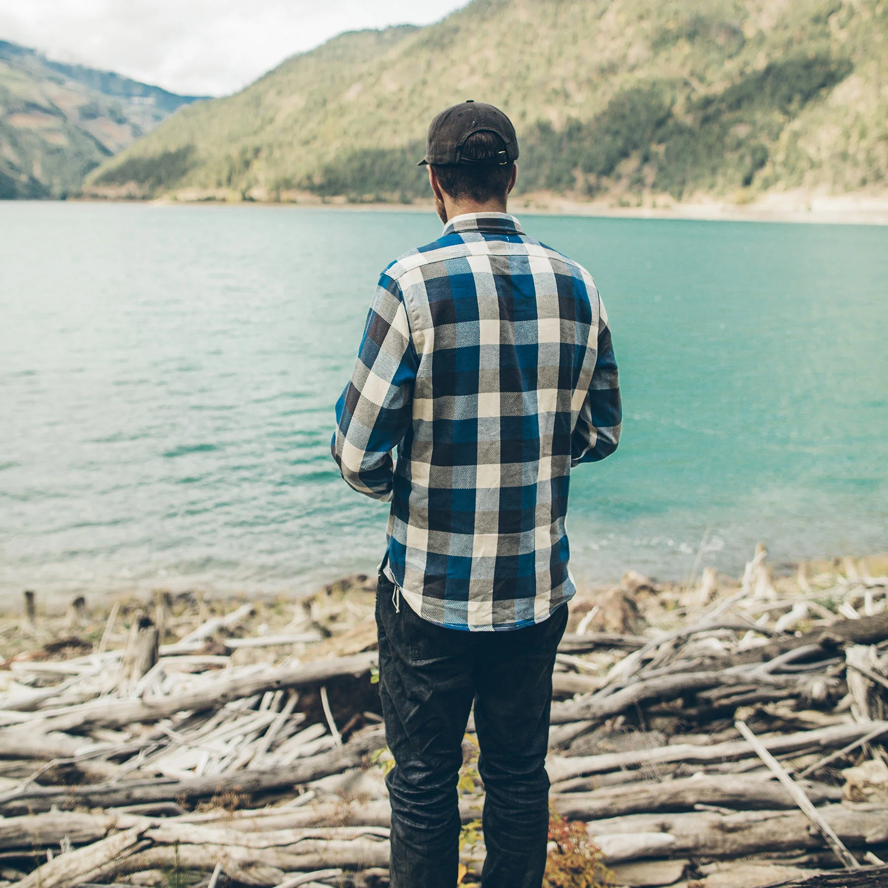 The Moto Utility Shirt in Blue Buffalo Plaid - Image 5
