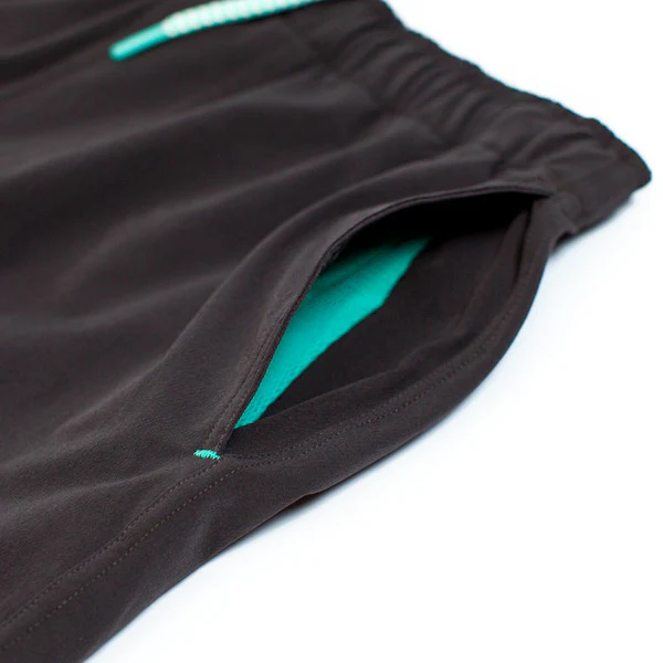 The Myles Everyday Short in Charcoal - Image 5