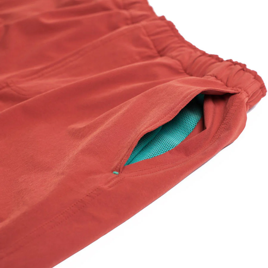 The Myles Everyday Short in Rust - Image 6