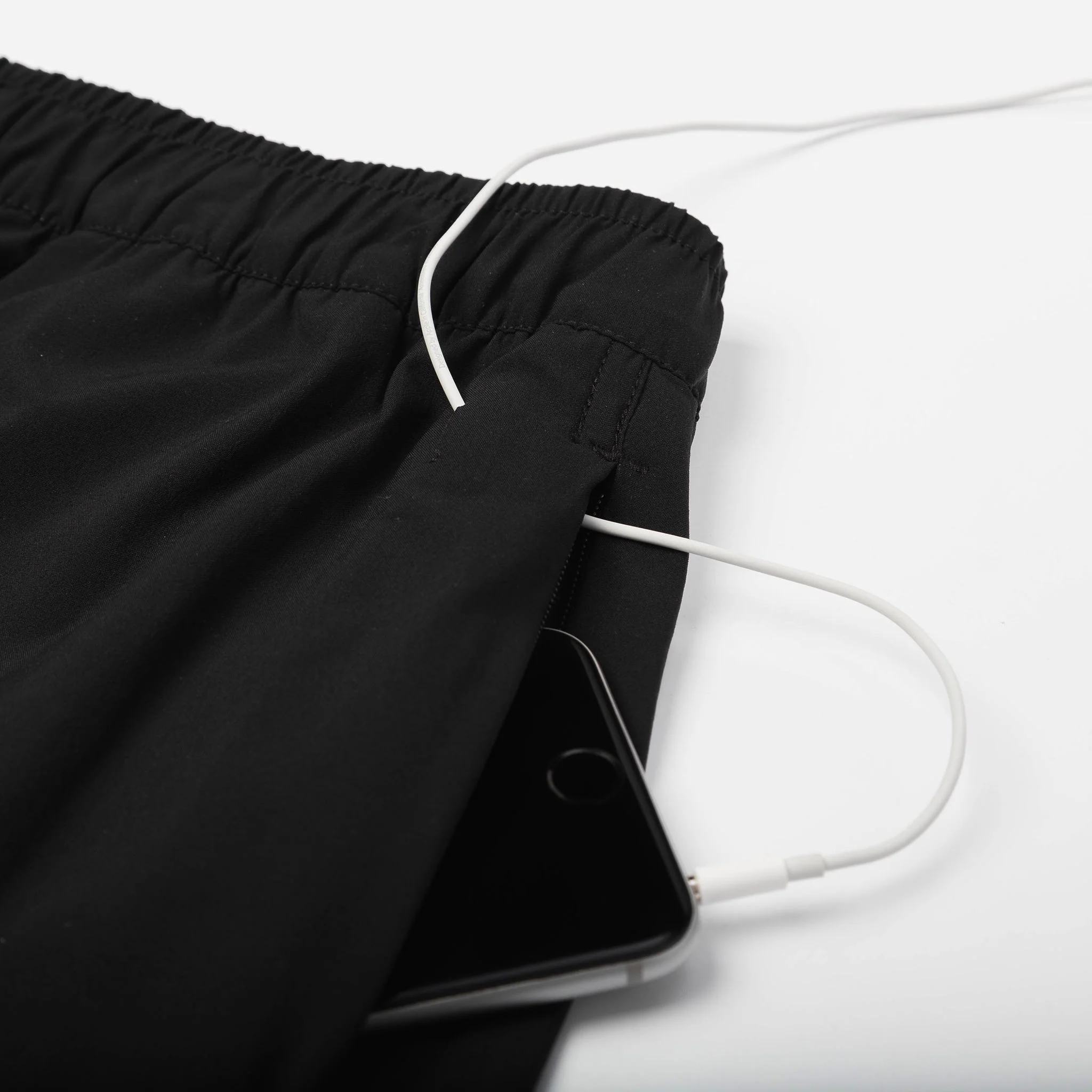 The Myles Momentum Short in Charcoal - Image 5