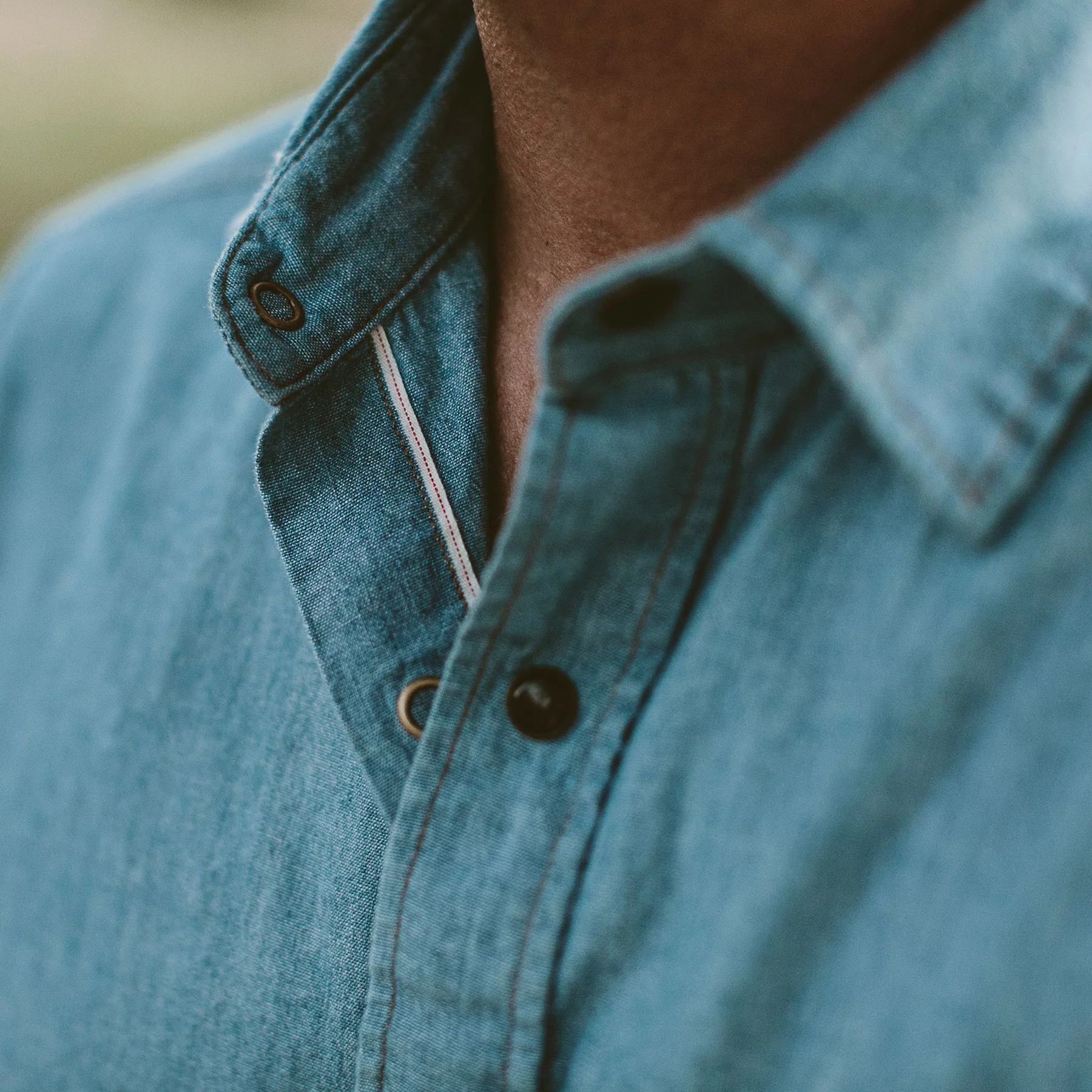 The Oxnard in Sun Bleached Chambray - Image 4