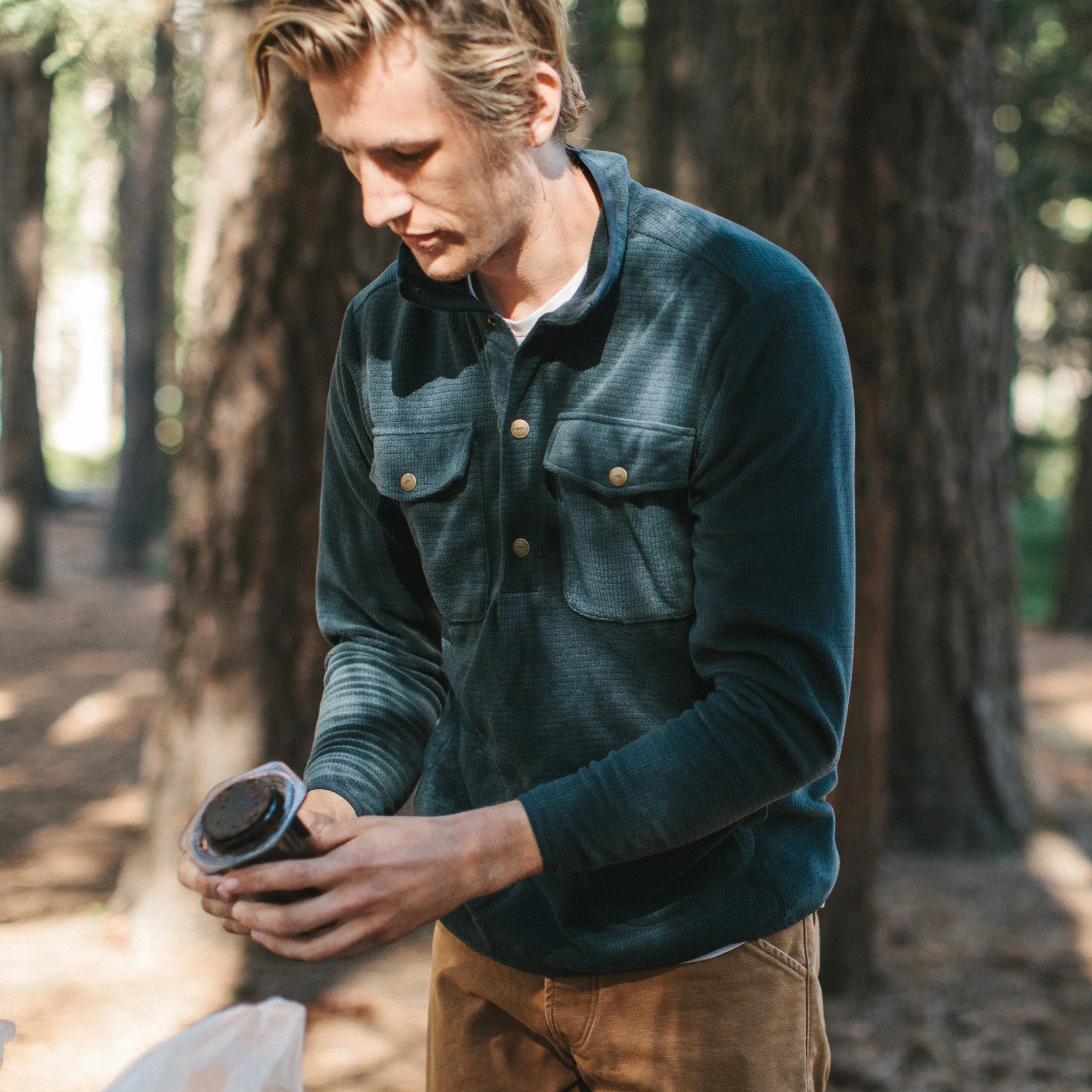 The Pack Pullover in Midnight Polartec Fleece - Image 2