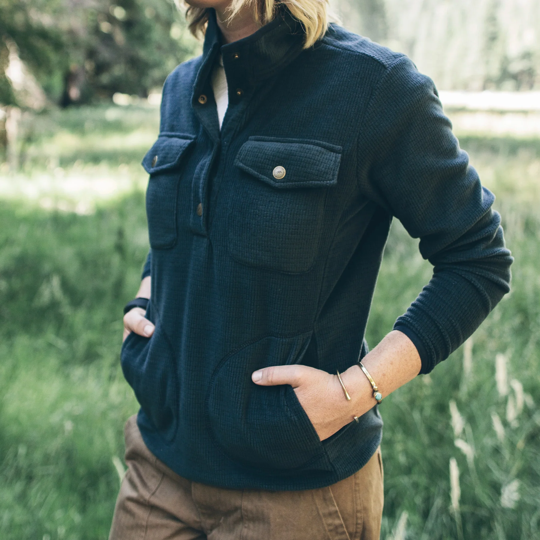 The Pack Pullover in Midnight Polartec Fleece - Image 2