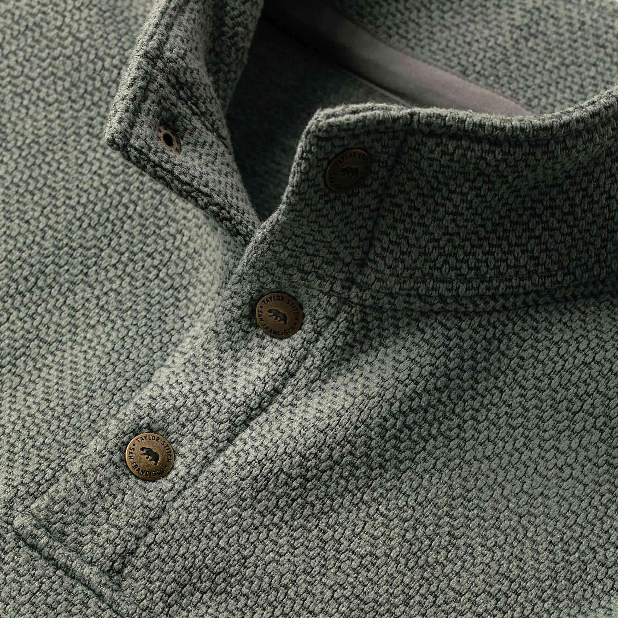 The Pack Pullover in Slate Grid Fleece - Image 9