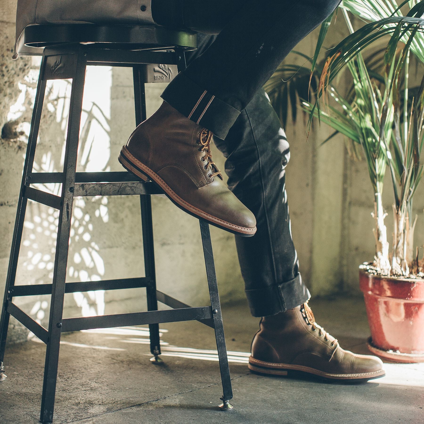 The Plain Toe Moto Boot in Natural Chromexcel - Extra Widths - Image 6