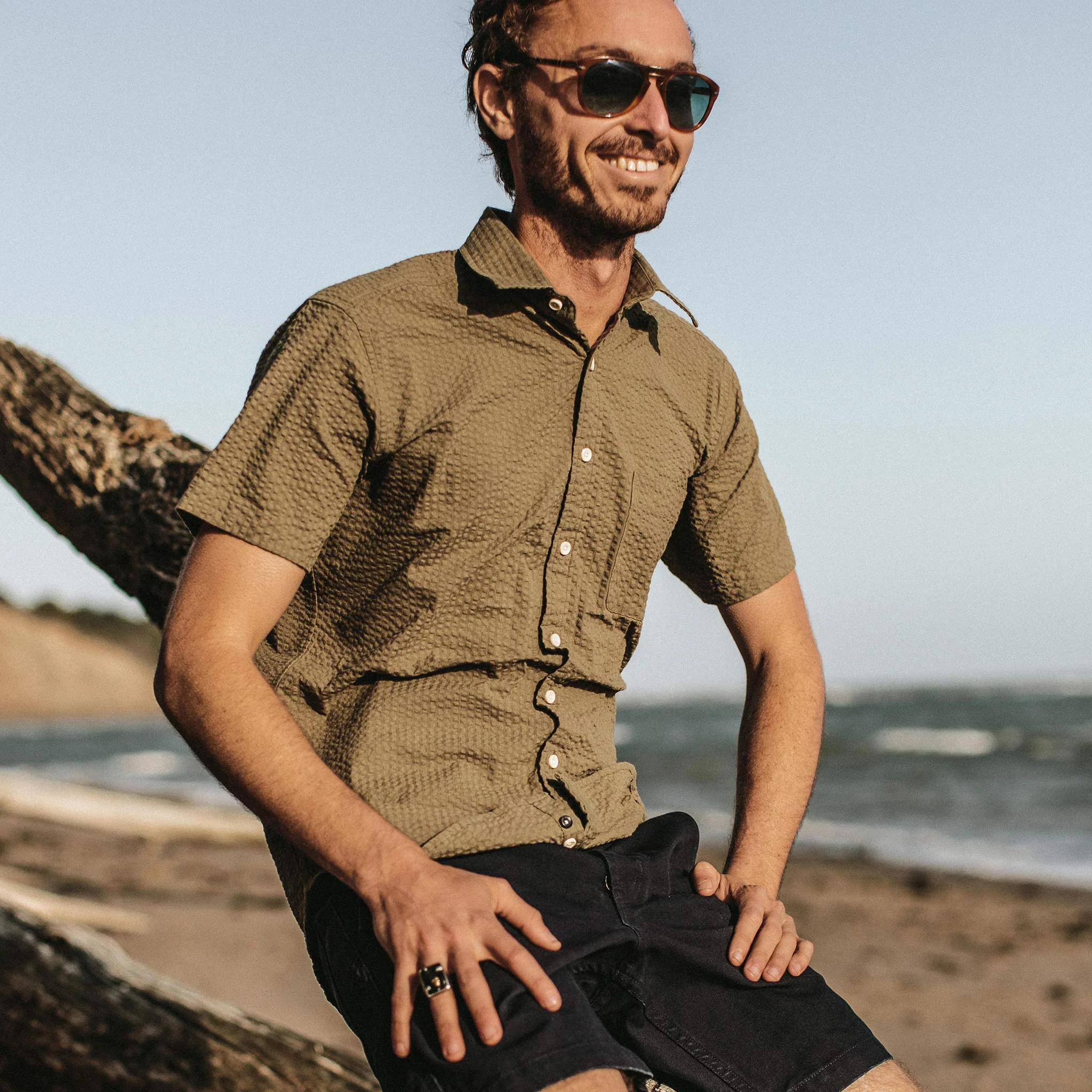 The Short Sleeve California in Army Seersucker - Image 3