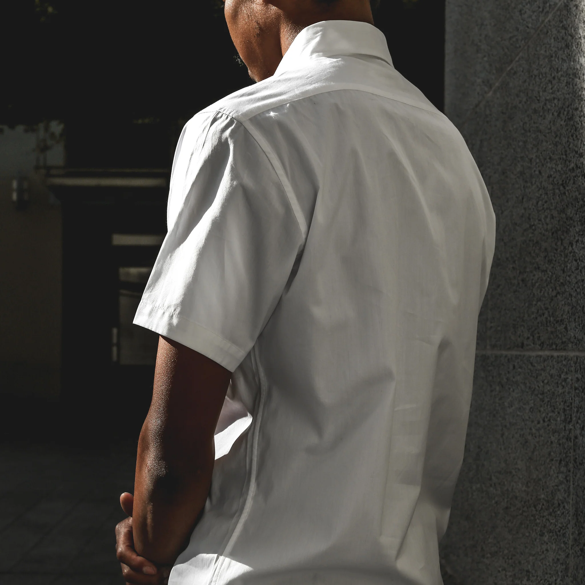 The Short Sleeve California in White Poplin - Image 4