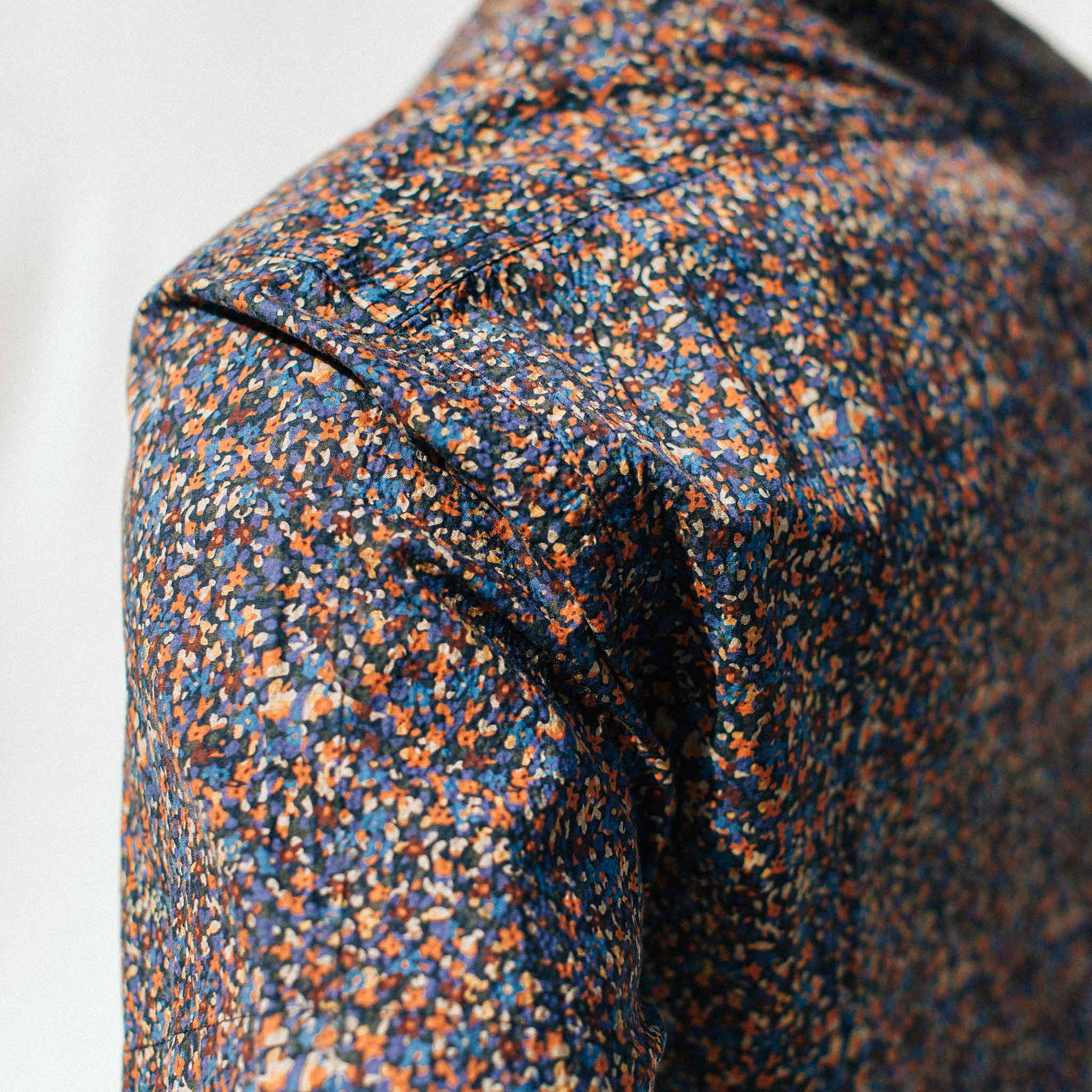 The Short Sleeve Hawthorne in Flower Field - Image 4