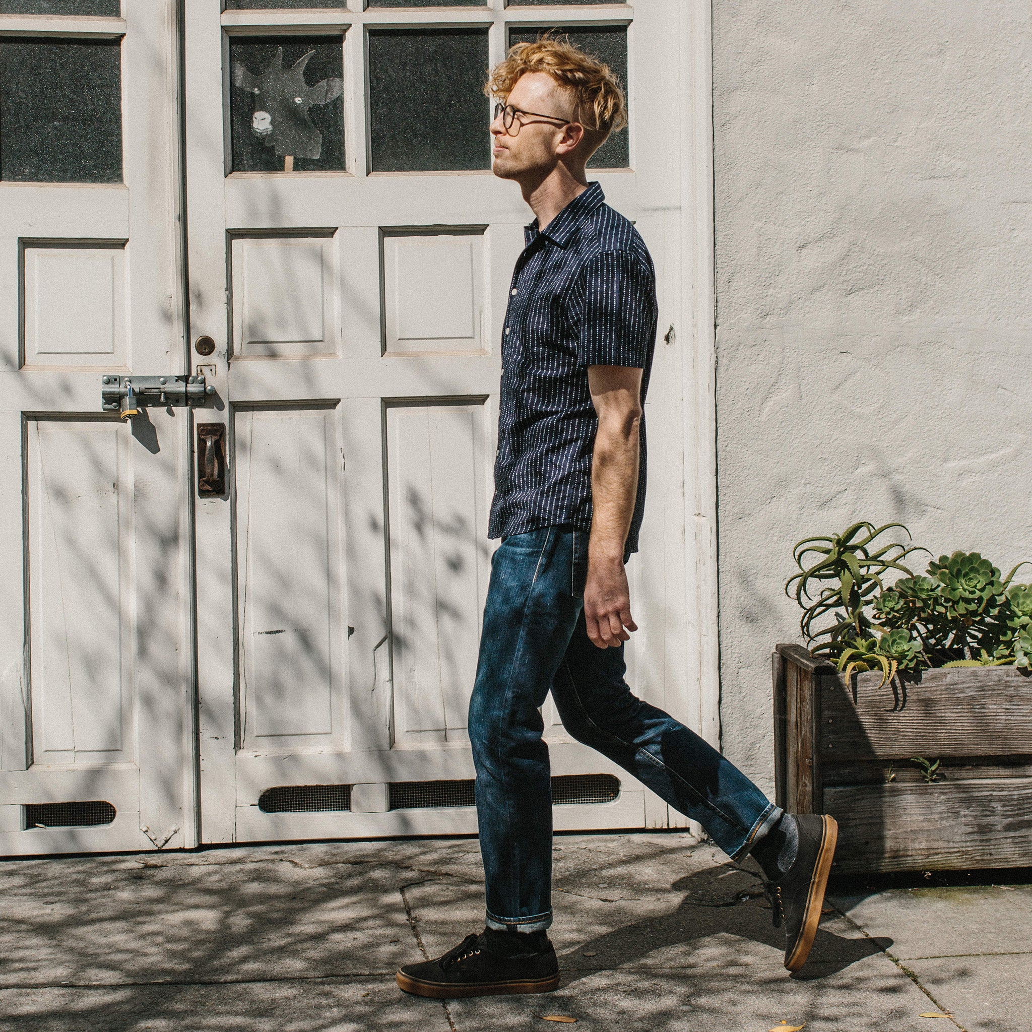 The Short Sleeve Hawthorne in Indigo Moon Phase - Image 2