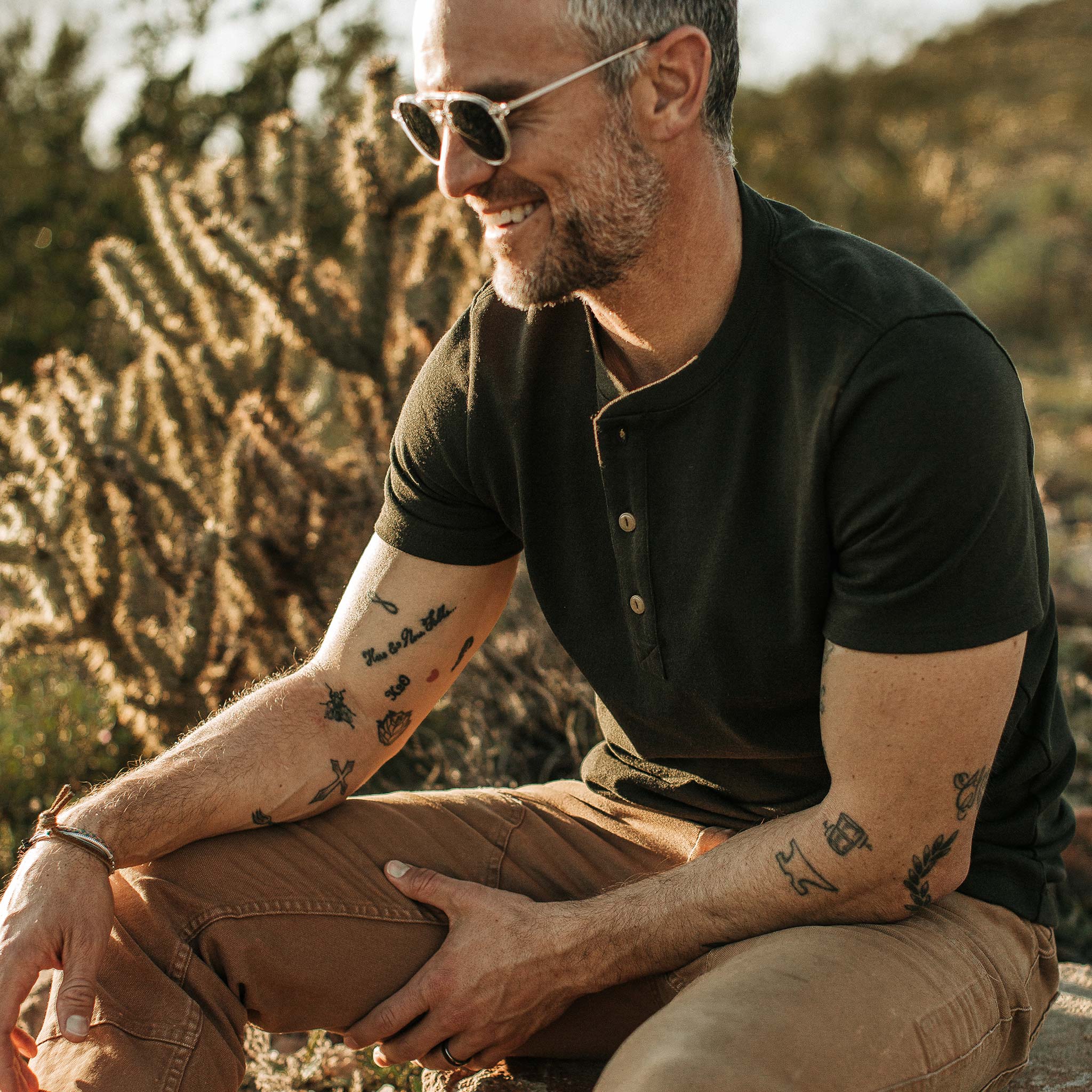 The Short Sleeve Heavy Bag Henley in Cypress - Image 3