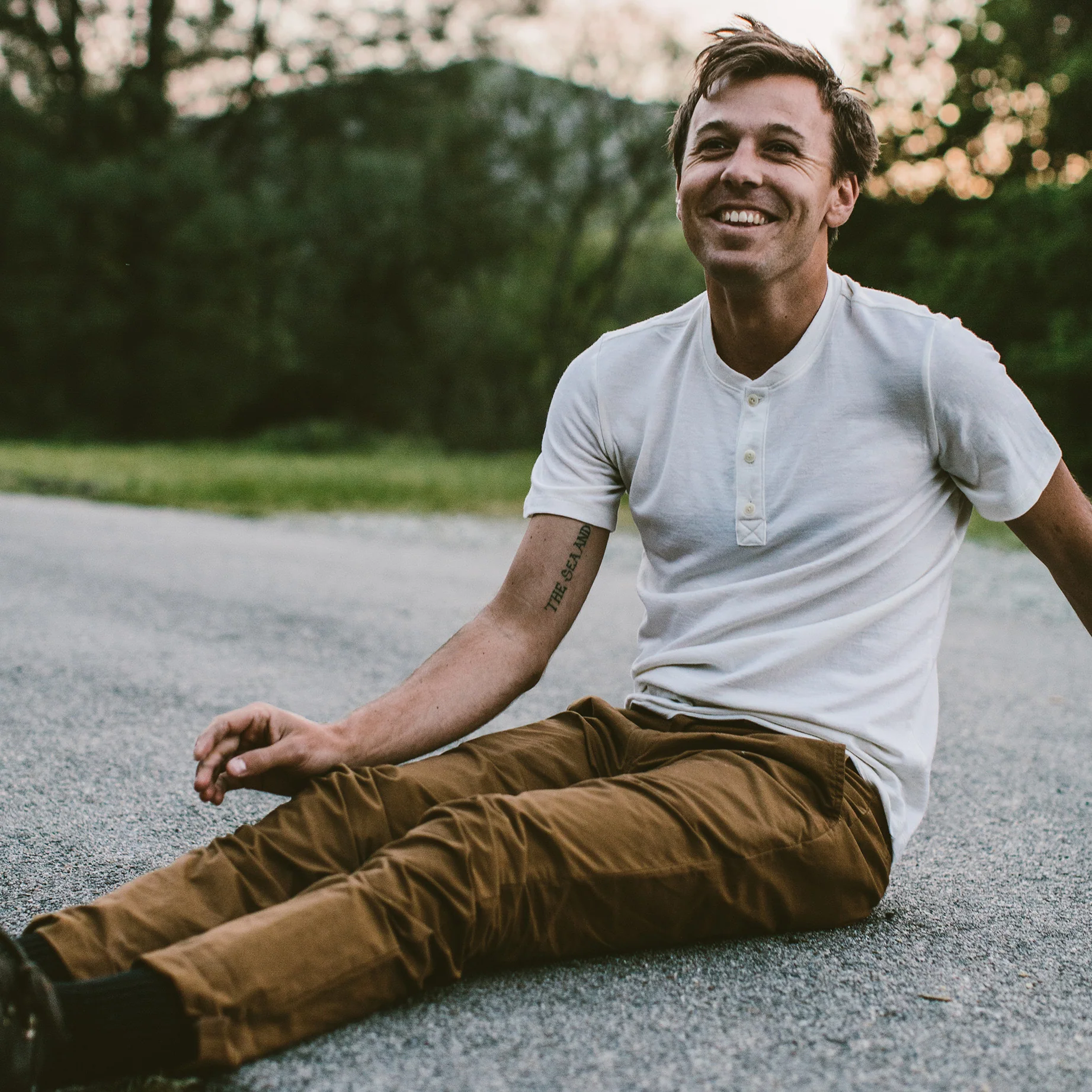 The Short Sleeve Henley in Natural Merino - Image 2