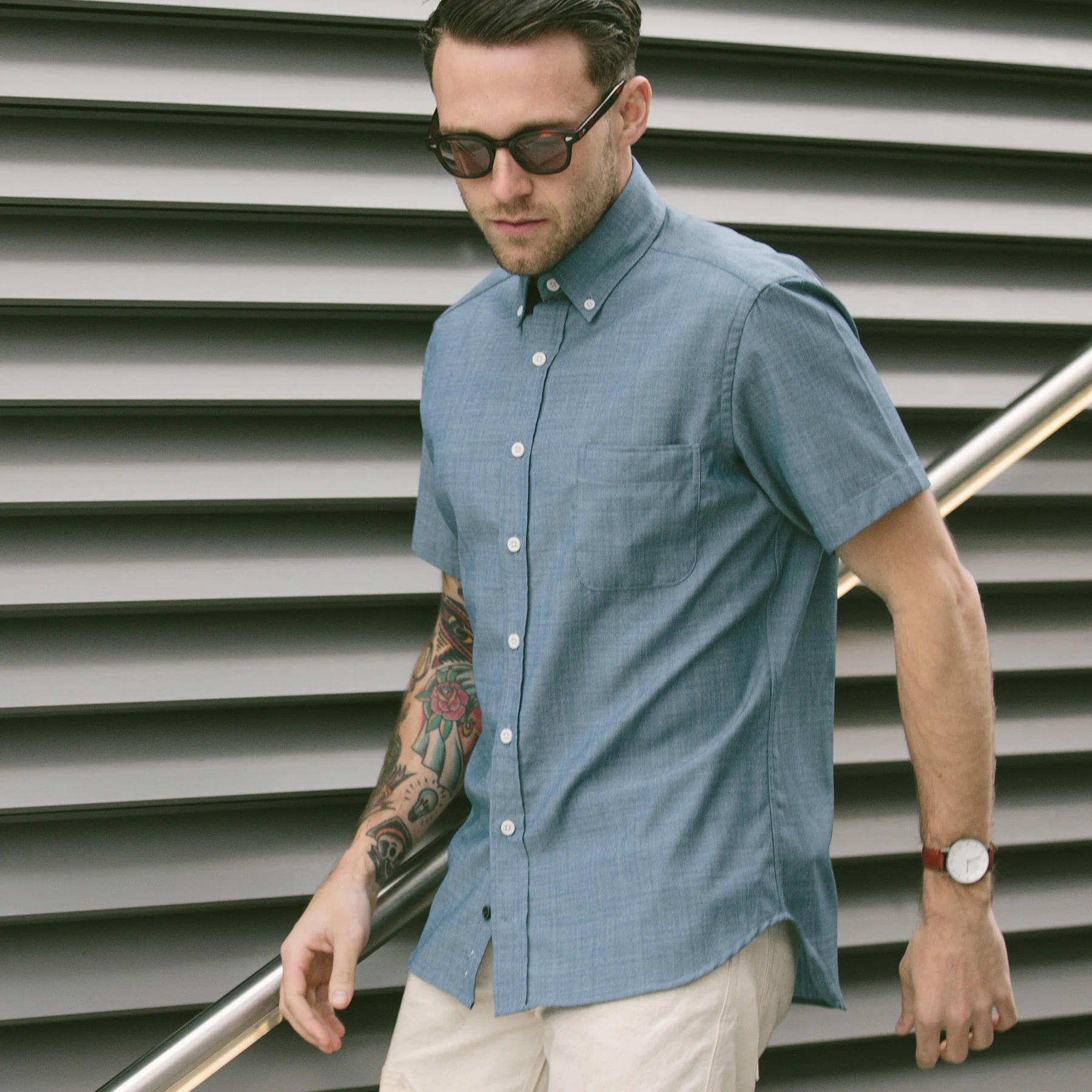 The Short Sleeve Jack in Sky Blue Chambray - Image 5