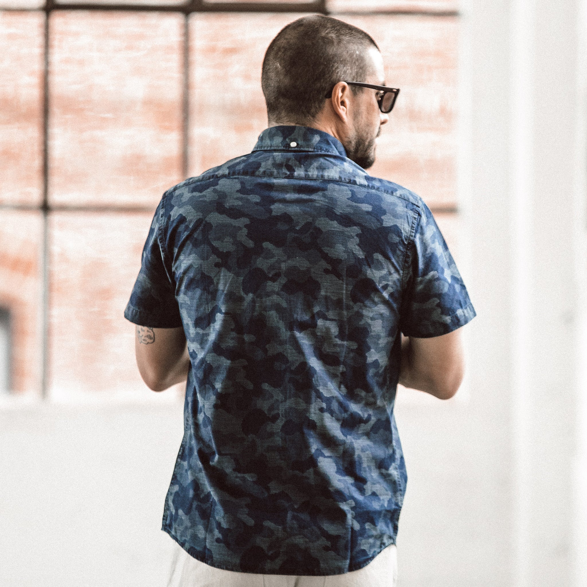 The Short Sleeve Jack in Indigo Jacquard Camo - Image 6