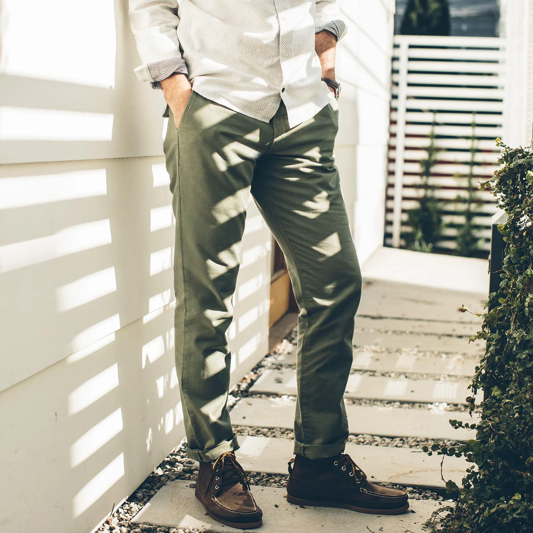 The Slim Chino in Army - Image 2