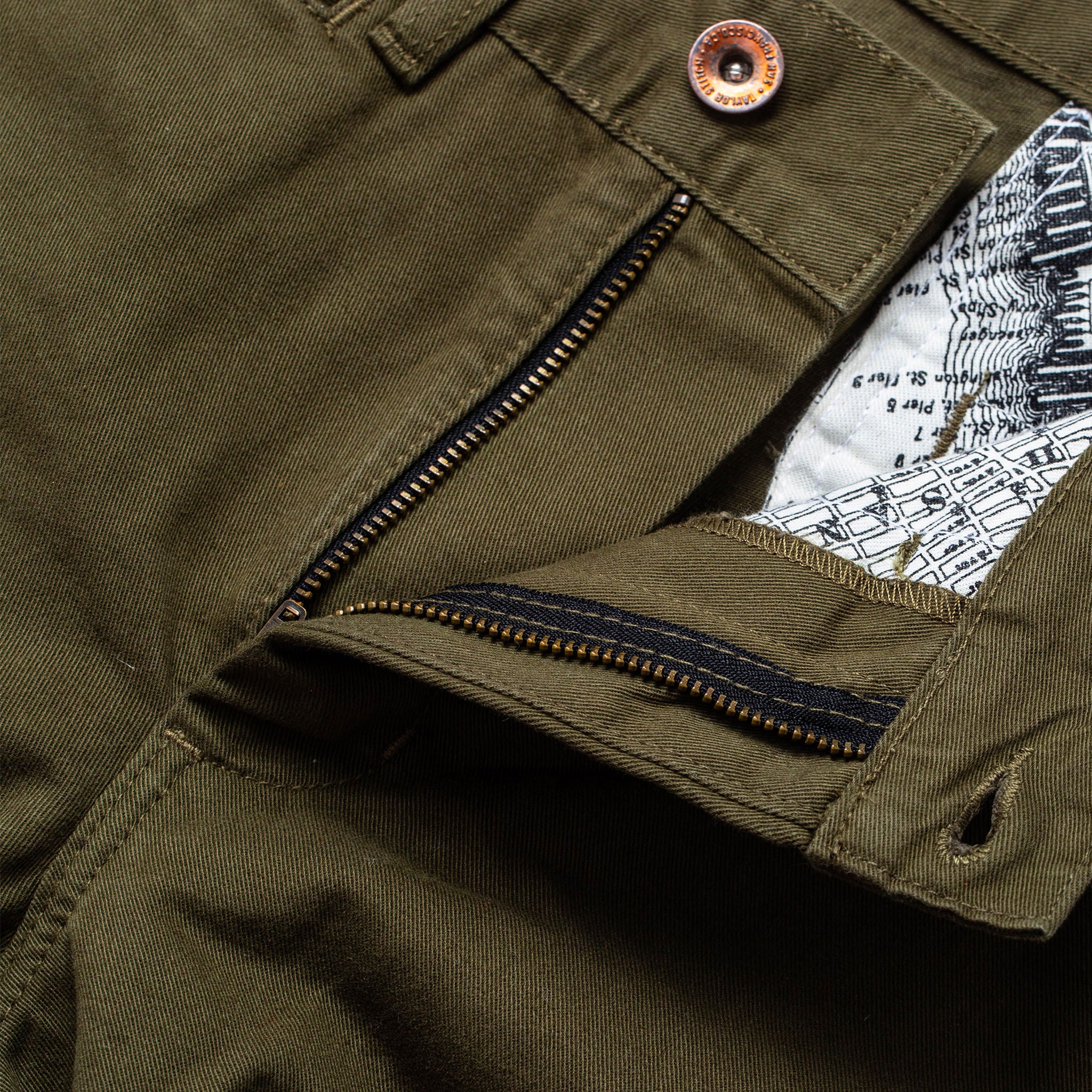 The Slim Chino in Organic Olive - Image 5
