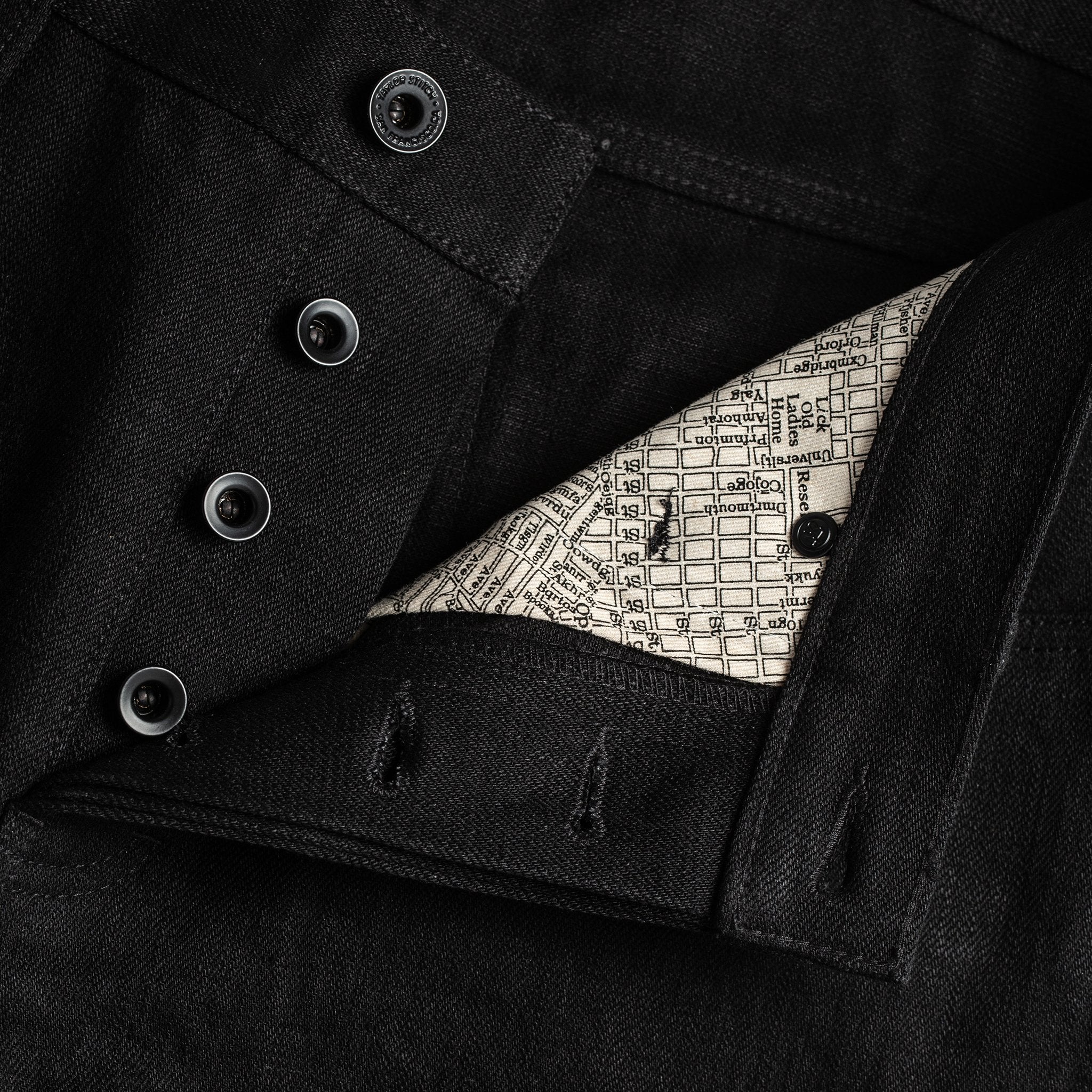 The Slim Jean in Black Selvage - Image 10