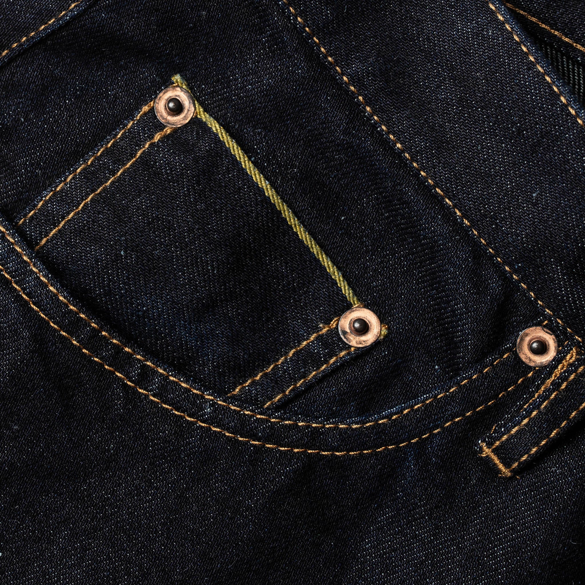 The Slim Jean in Sol Selvage - Image 11