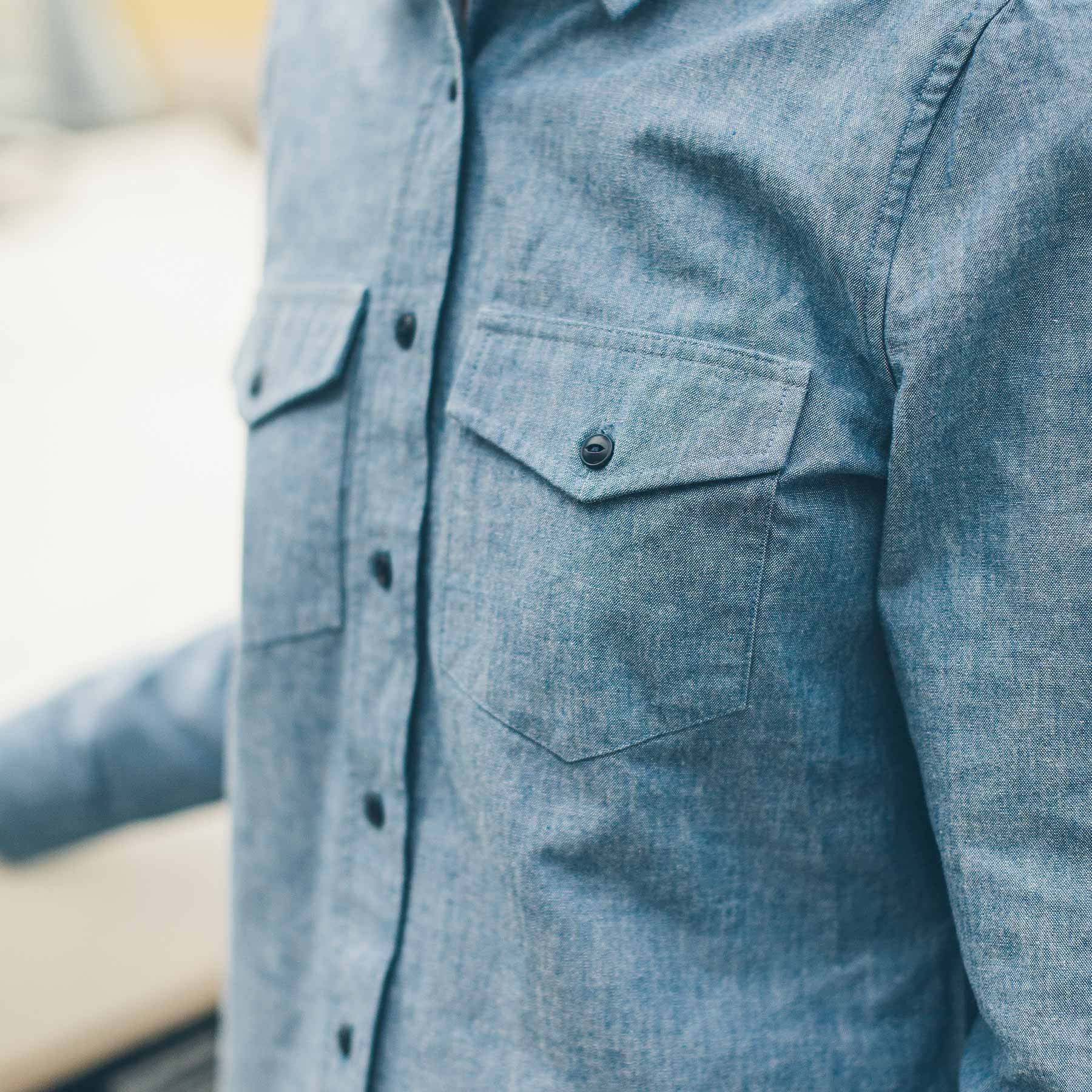 The Studio Shirt in Blue Everyday Chambray - Image 4