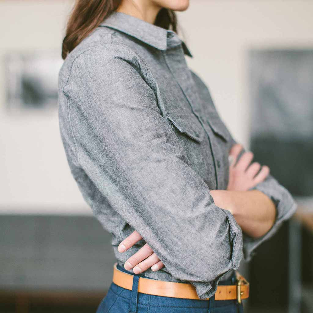 The Studio Shirt in Charcoal Everyday Chambray - Image 2