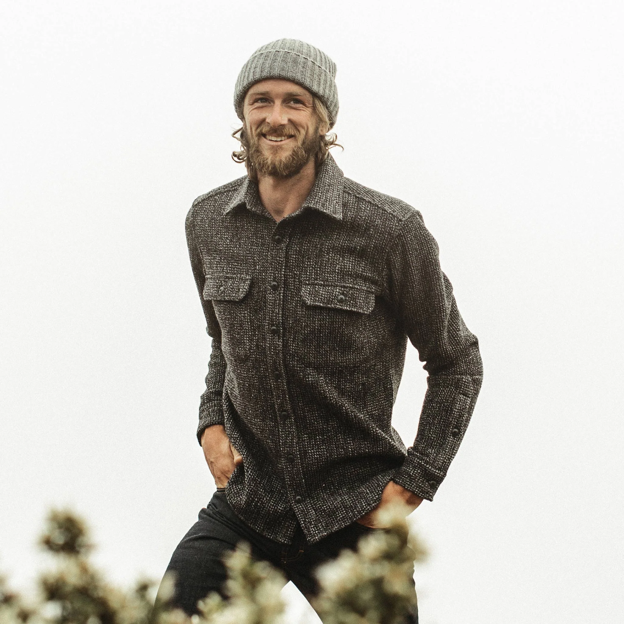 The Summit Shirt in Heather Charcoal Waffle - Image 4