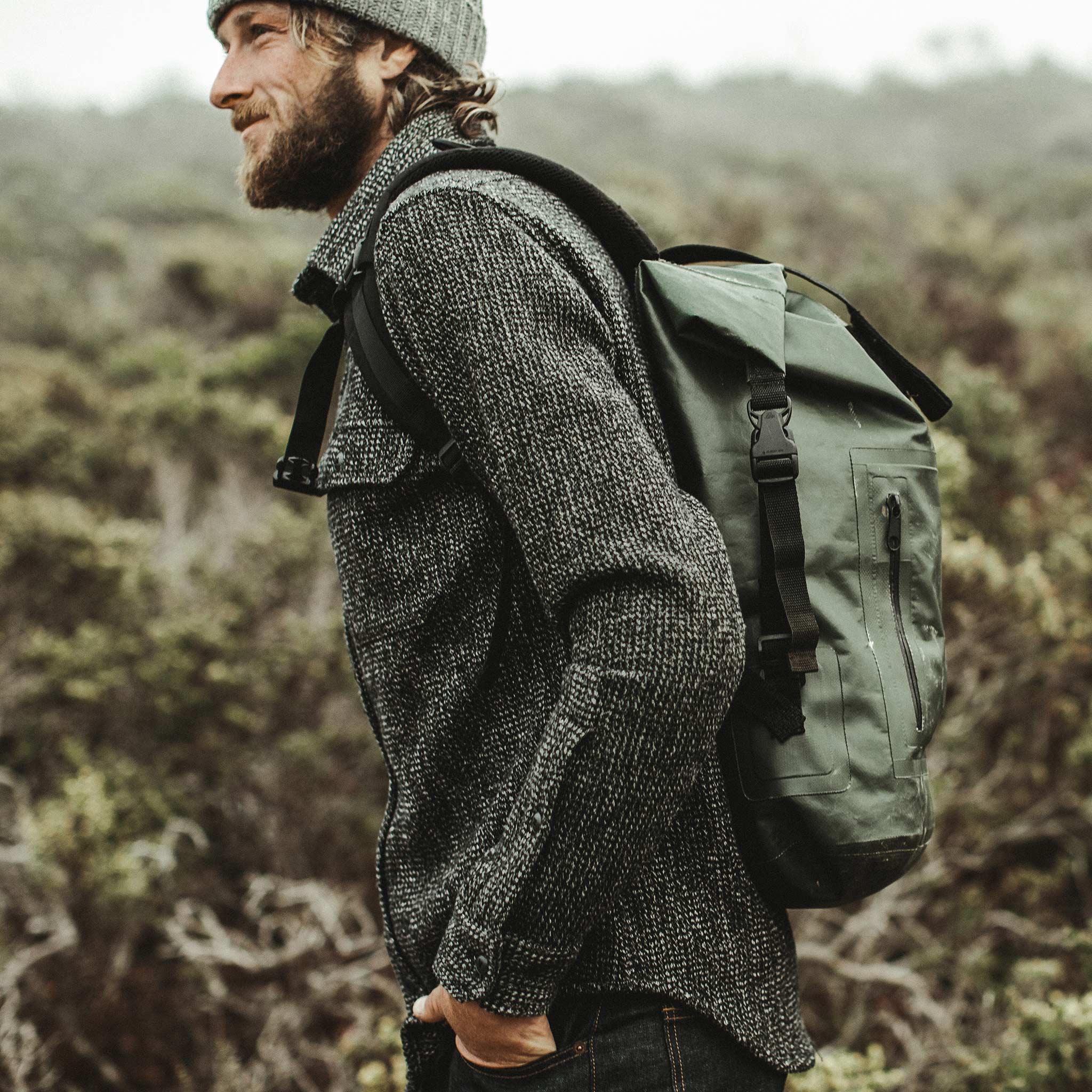 The Summit Shirt in Heather Charcoal Waffle - Image 6