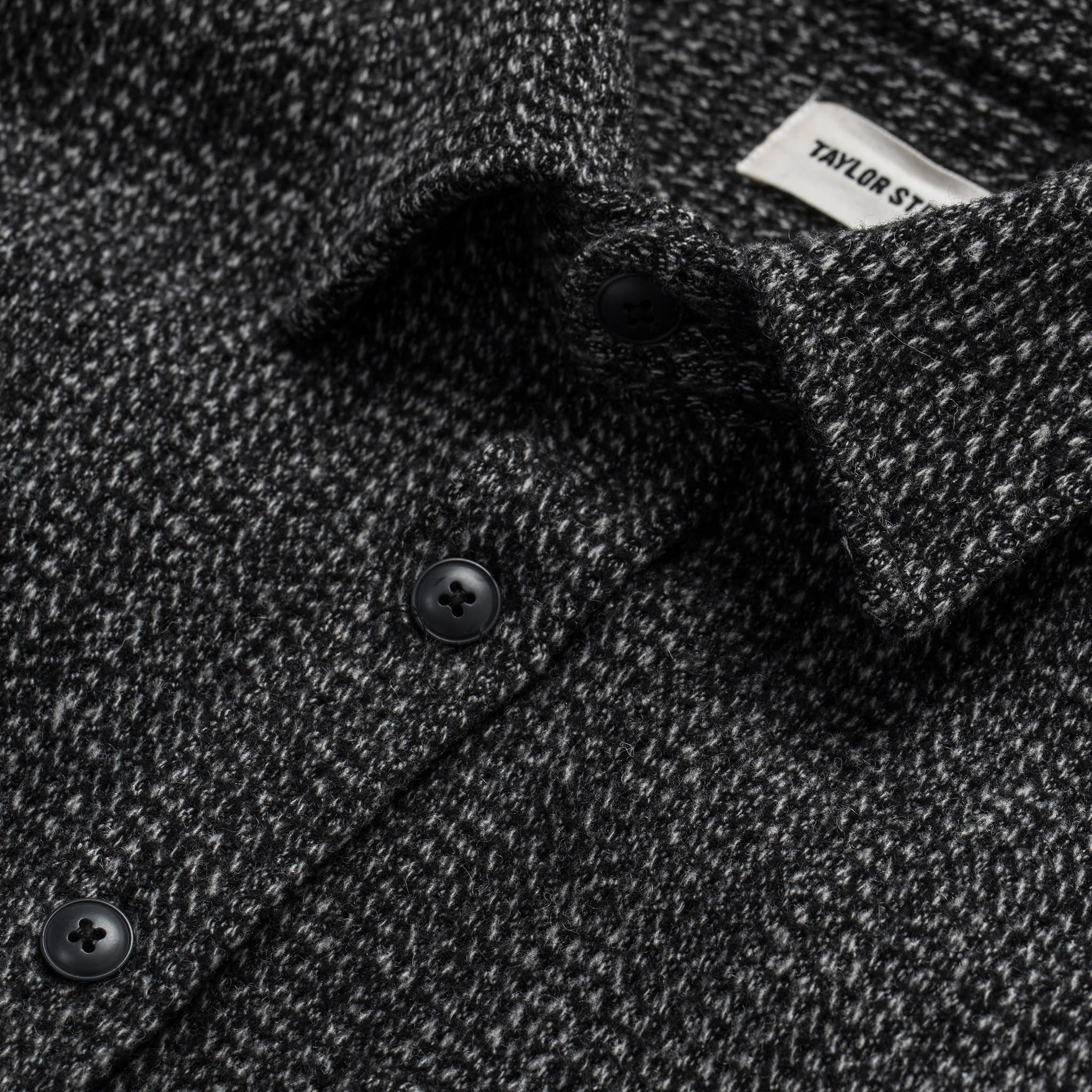 The Summit Shirt in Heather Charcoal Waffle - Image 7