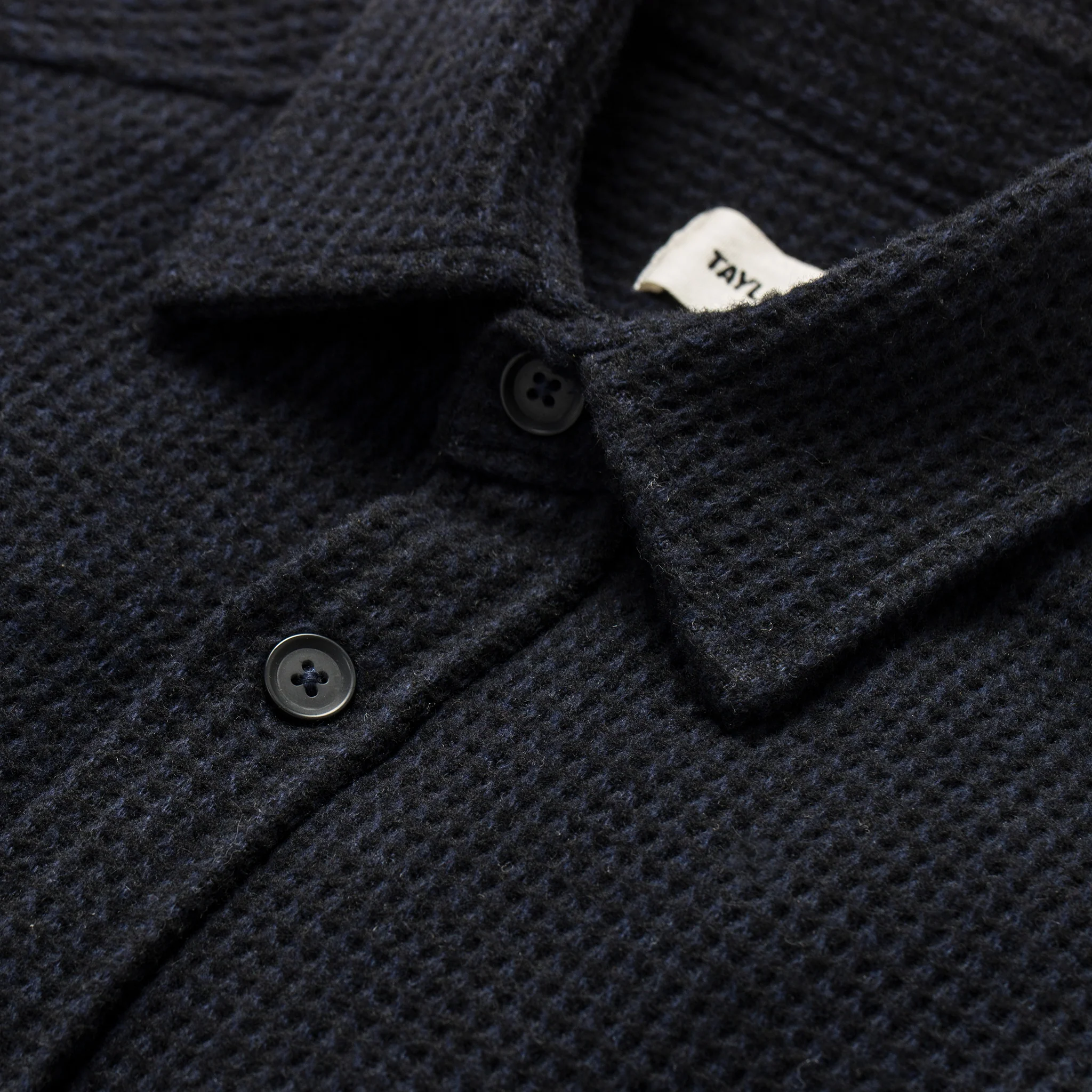 The Summit Shirt in Heather Navy Waffle - Image 7