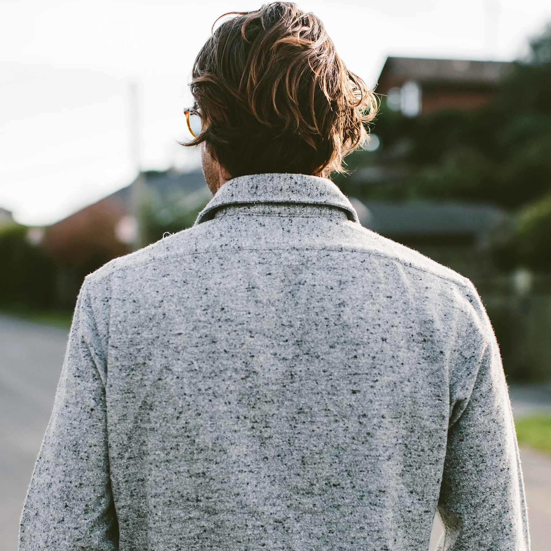The Sun Down Shirt in Speckled Grey - Image 4