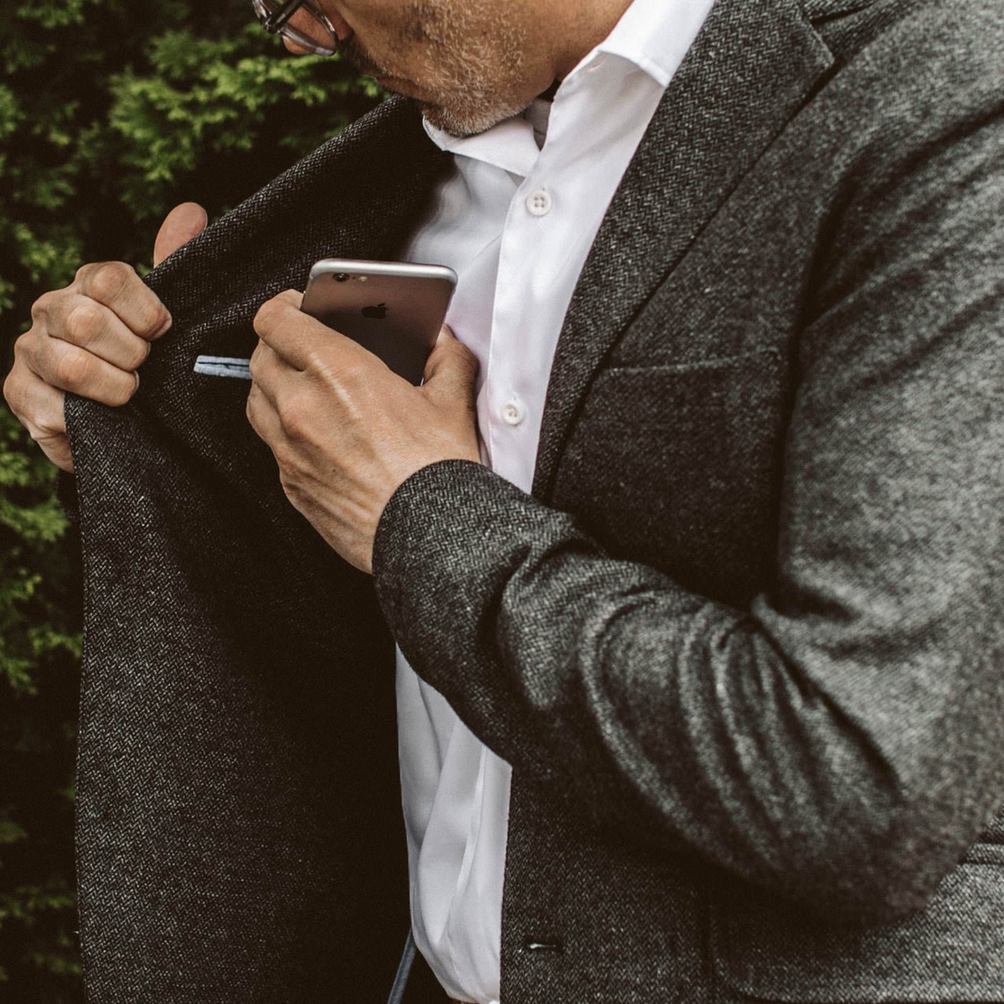 The Telegraph Jacket in Charcoal Herringbone - Image 3