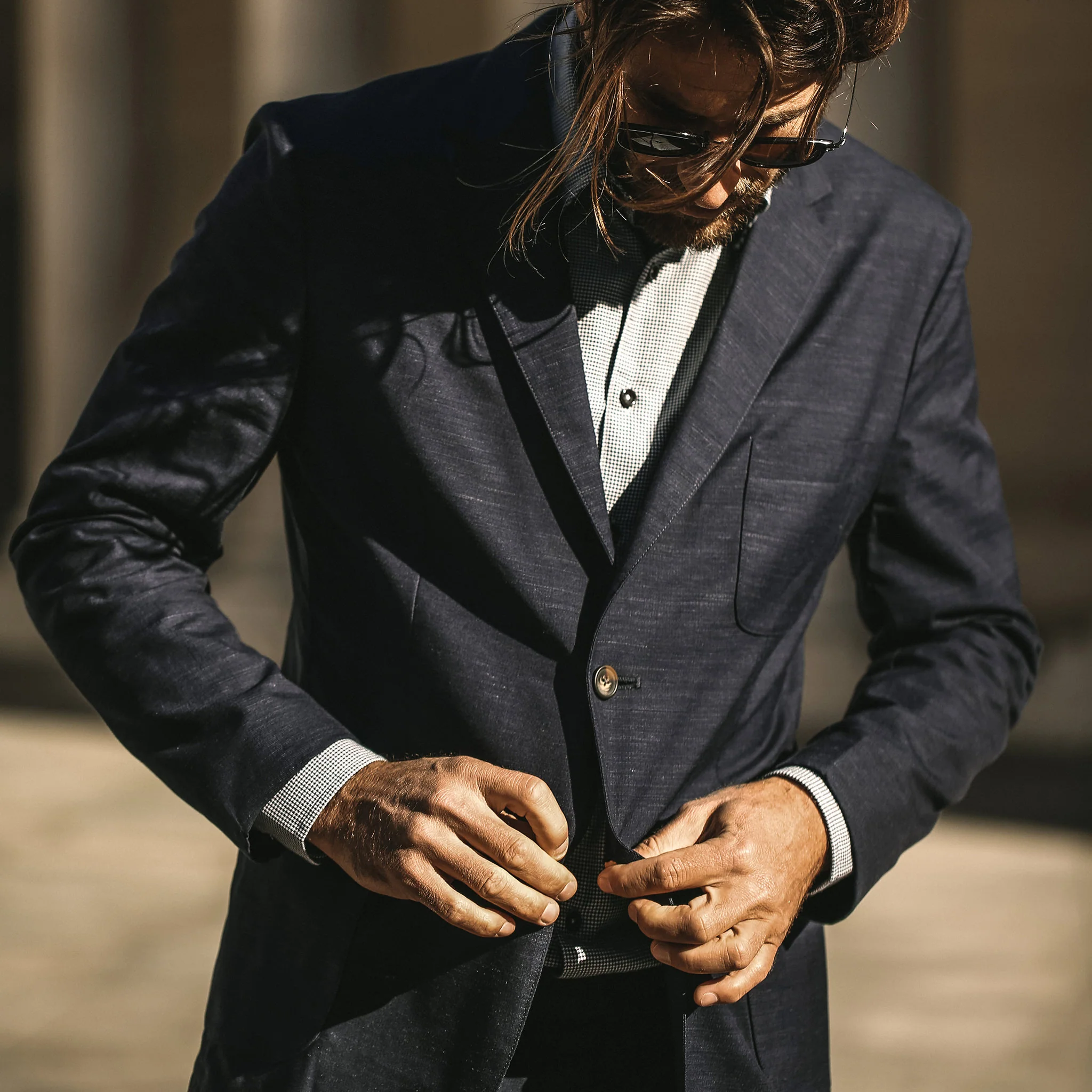 The Telegraph Jacket in Navy Slub - Image 4