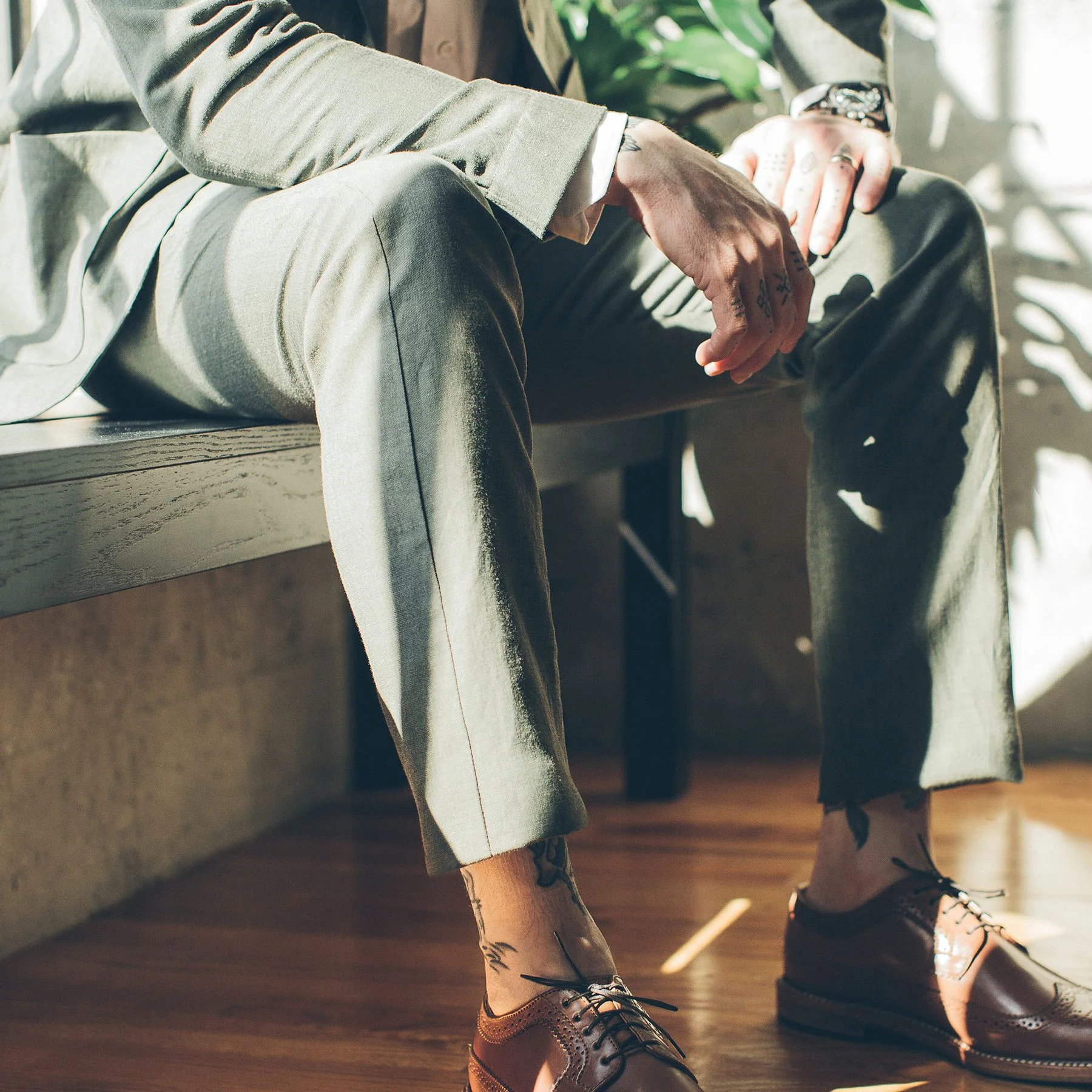 The Telegraph Trouser in Olive - Image 2